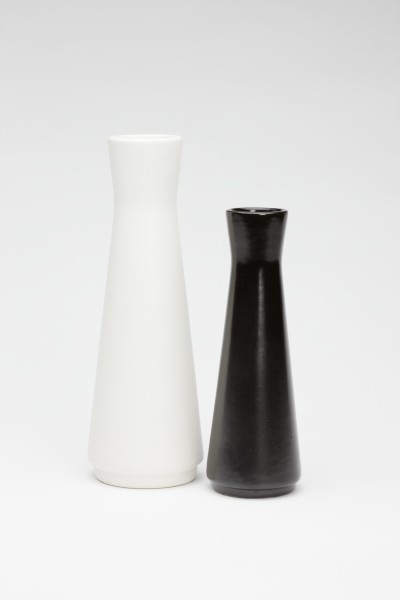 Zwei Vasen (GRASSI Museum für Angewandte Kunst CC BY-NC-SA)