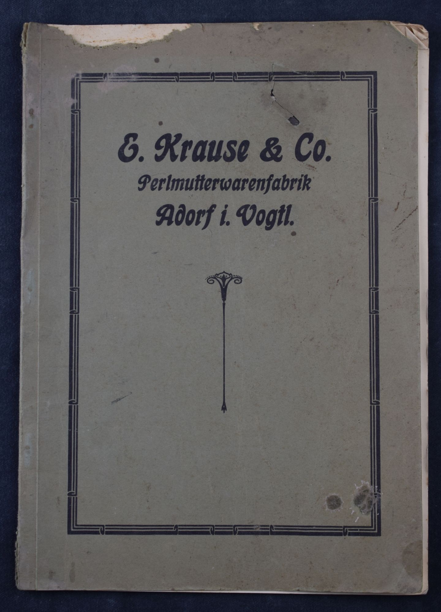Musterkatalog für Perlmutterwaren der Firma Krause (Perlmutter- und Heimatmuseum Adorf CC BY-NC-SA)