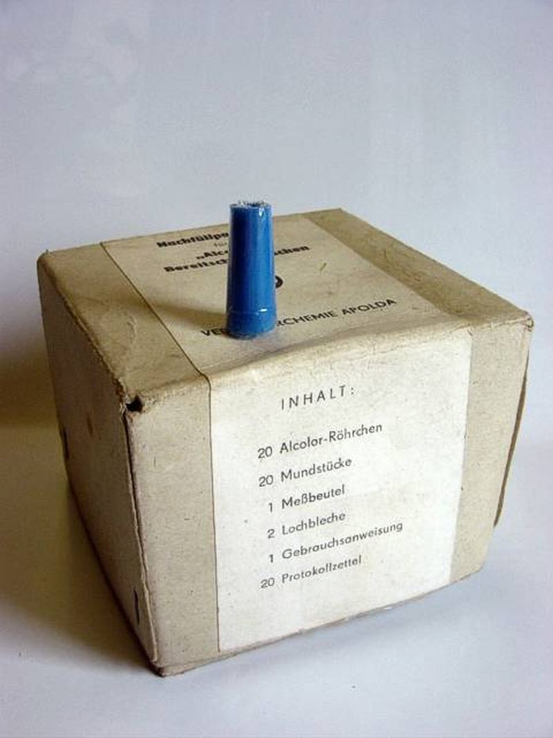 Atemalkoholprüfröhrchen- Nachfüllpackung (Museum Sagar CC BY-NC-SA)