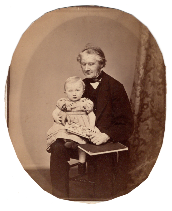 Johannes Ehregott Christoph (1810-1887) mit seiner Tochter Sara (1850-1908 (Museum Niesky CC BY-NC-ND)