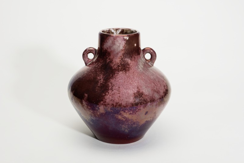 Vase mit Lüsterglasur (GRASSI Museum für Angewandte Kunst CC BY-NC-SA)