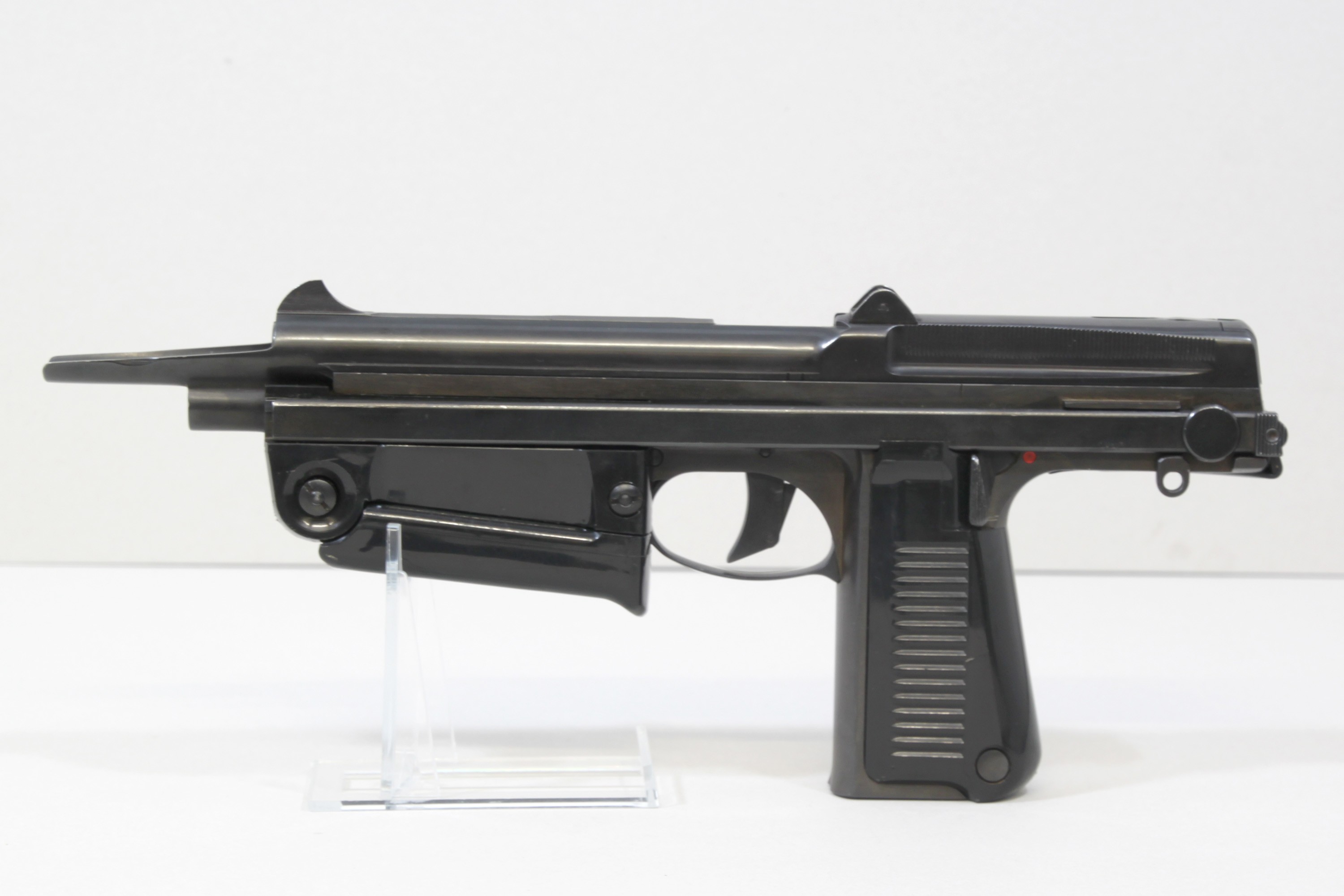Kleinmaschinen-Pistole "PM-63" (Polizeidirektion Dresden RR-F)