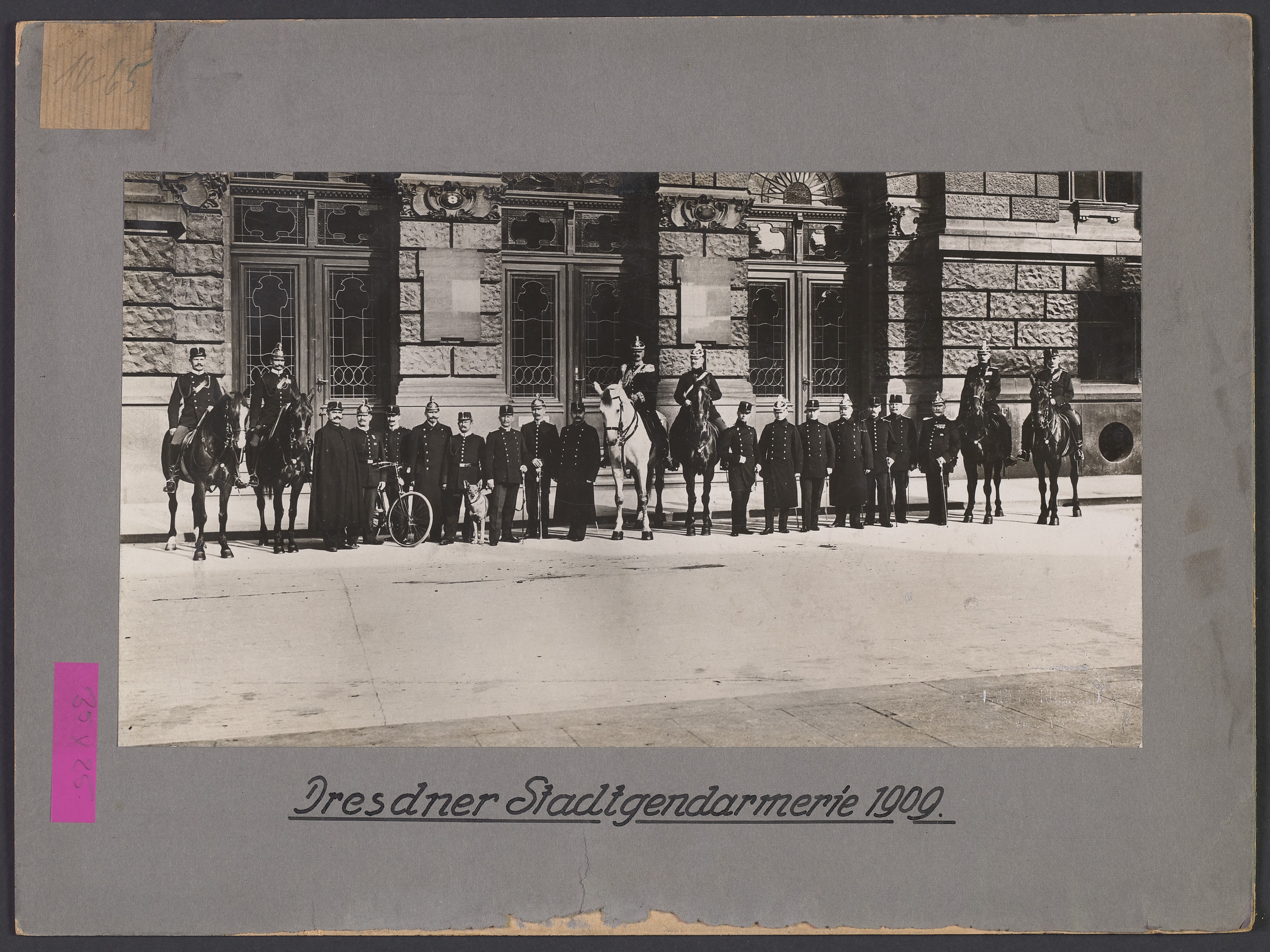 Lehrtafel "Dresdner Stadtgendarmerie 1909" (Polizeidirektion Dresden RR-F)