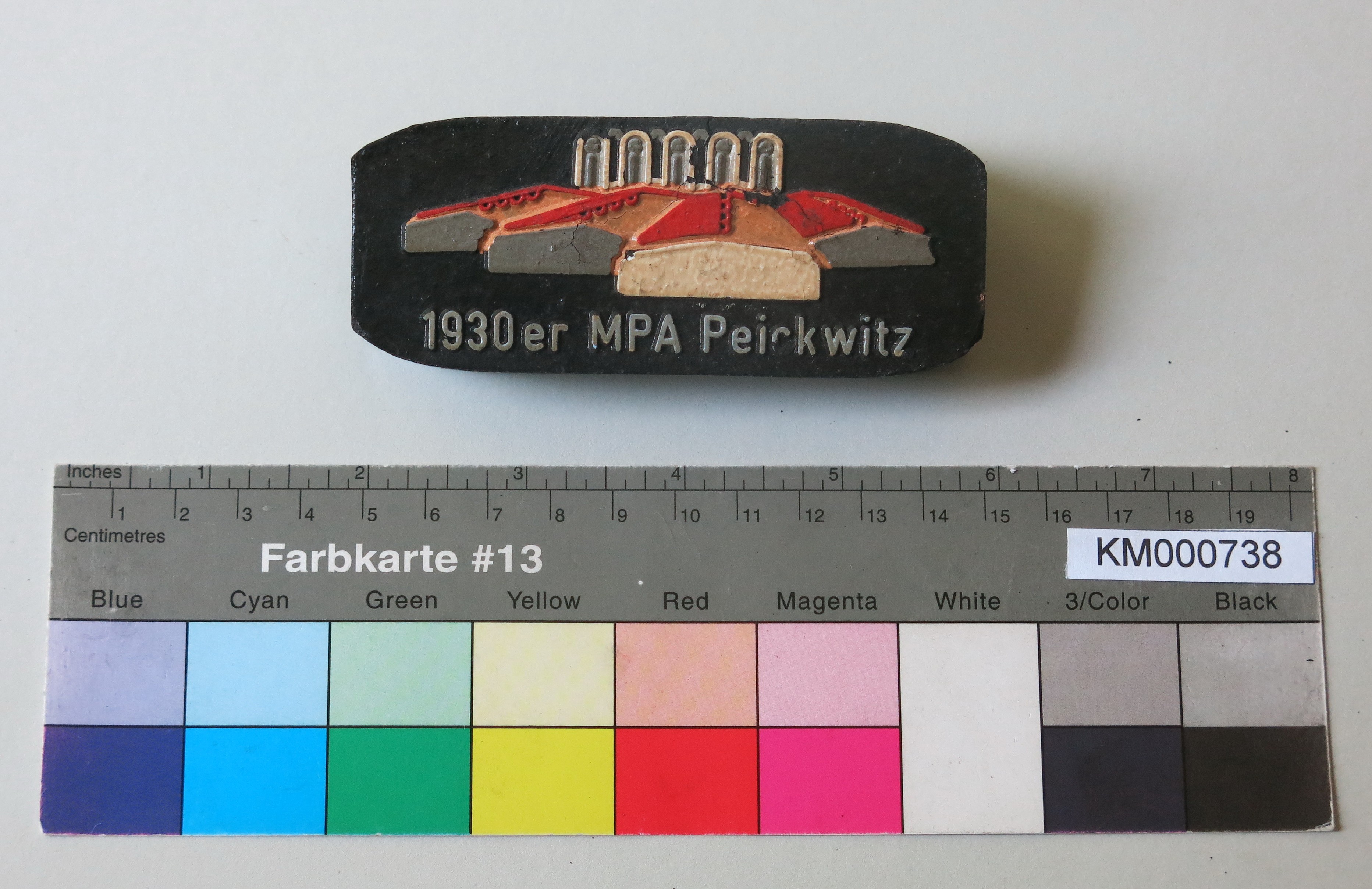 Zierbrikett "1930er MPA Peickwitz" (Energiefabrik Knappenrode CC BY-SA)