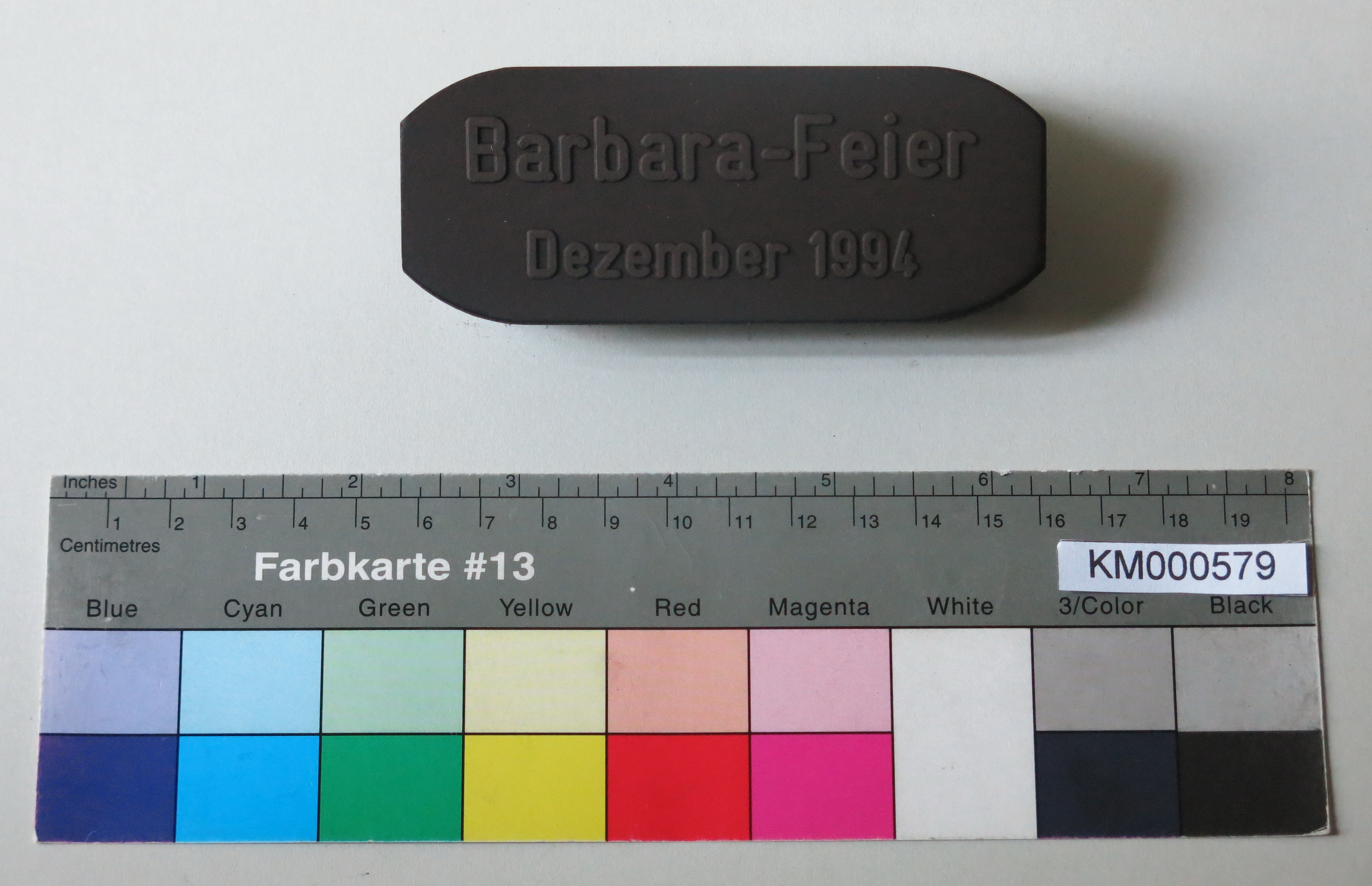 Zierbrikett "Barbara-Feier Dezember 1994" (Energiefabrik Knappenrode CC BY-SA)