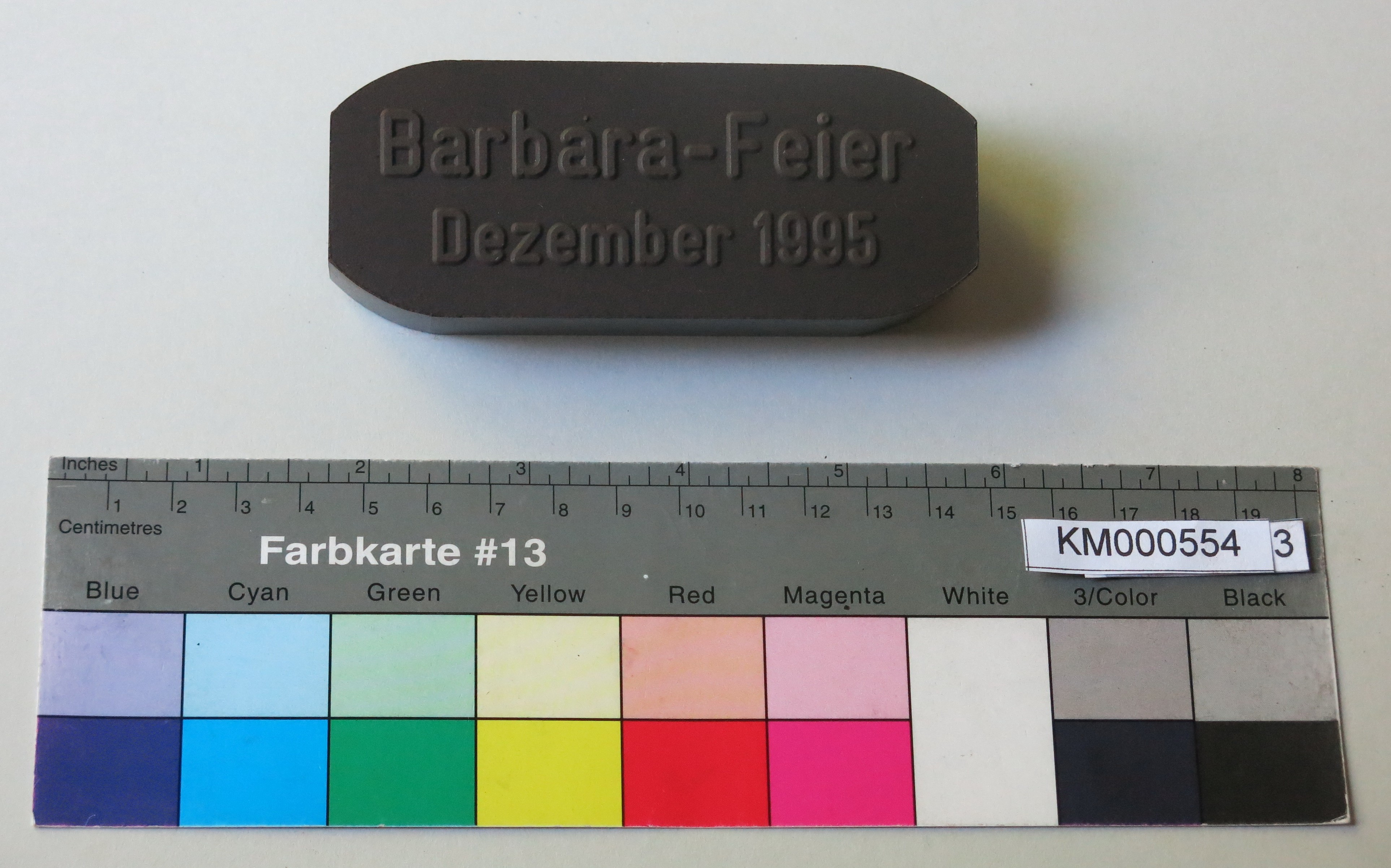 Zierbrikett "Barbara-Feier Dezember 1995" (Energiefabrik Knappenrode CC BY-SA)