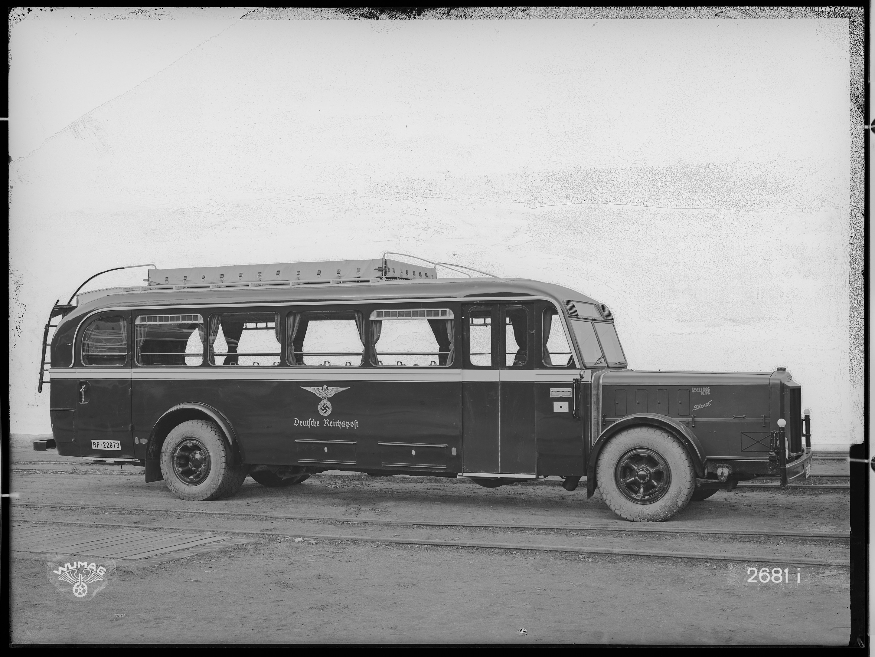 Fotografie: Omnibus-Aufbauten für Deutsche Reichspost (Außenansicht I), 1936 (Schenkung der Bombardier Transportation, Werk Görlitz | Eigentum/Sammlung der Verkehrsmuseums Dresden gGmbH CC BY-NC-SA)