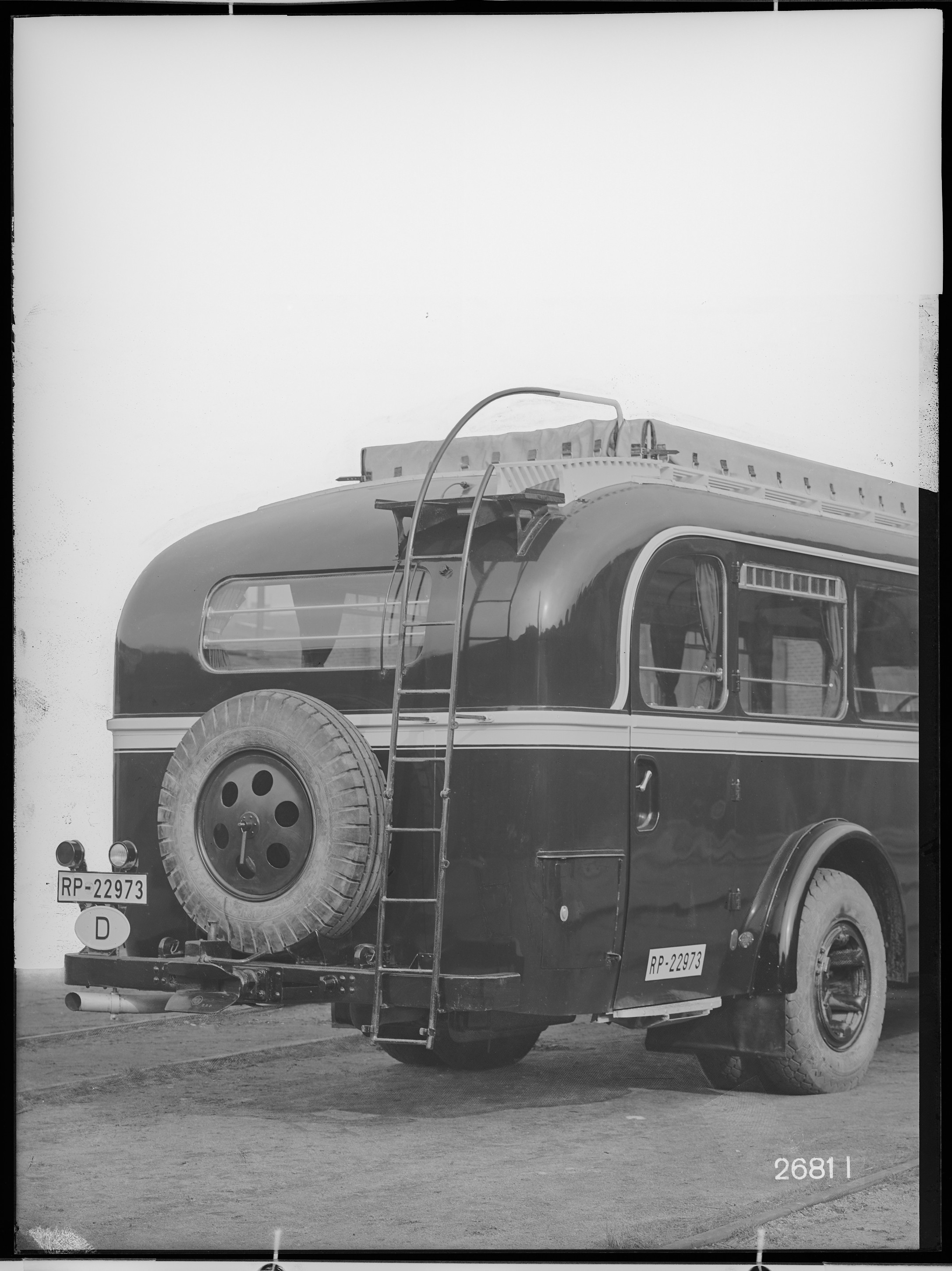 Fotografie: Omnibus-Aufbauten für Deutsche Reichspost (Außenansicht III), 1936 (Schenkung der Bombardier Transportation, Werk Görlitz | Eigentum/Sammlung der Verkehrsmuseums Dresden gGmbH CC BY-NC-SA)
