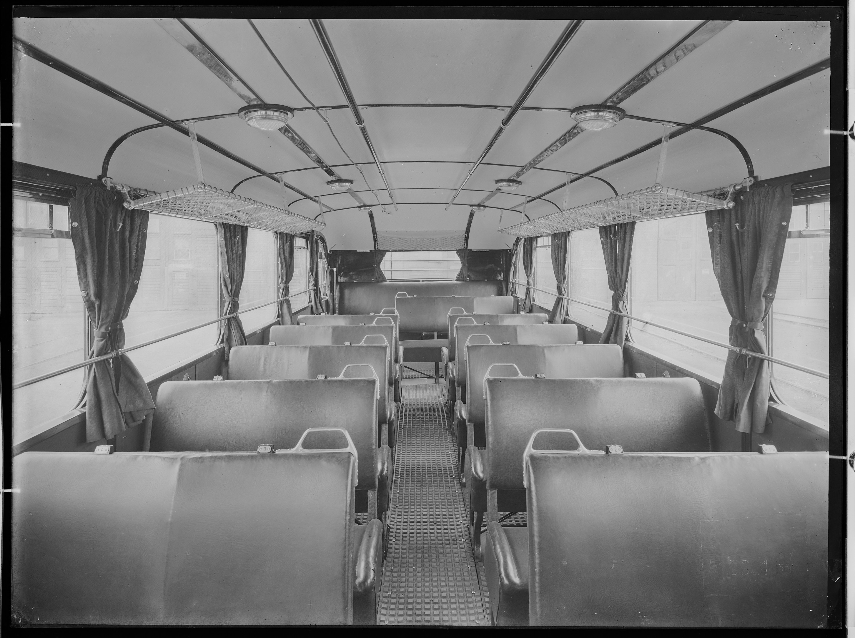 Fotografie: Omnibus-Aufbauten für Deutsche Reichspost (Fahrgastraum I), 1936 (Schenkung der Bombardier Transportation, Werk Görlitz | Eigentum/Sammlung der Verkehrsmuseums Dresden gGmbH CC BY-NC-SA)