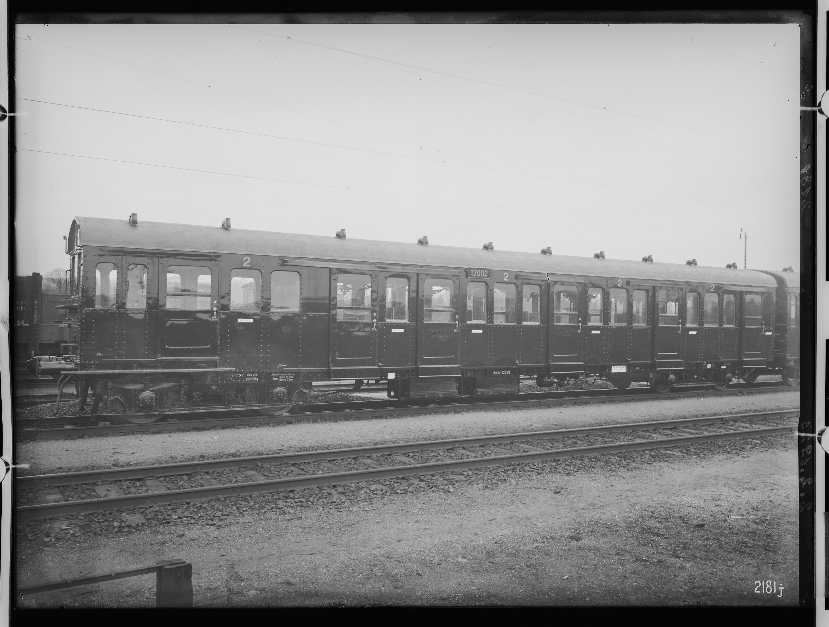 Fotografie: vierachsiger Triebwagen A-Zug (Aufnahme von einem Waggon II), 1922 (Schenkung der Bombardier Transportation, Werk Görlitz | Eigentum/Sammlung der Verkehrsmuseums Dresden gGmbH CC BY-NC-SA)