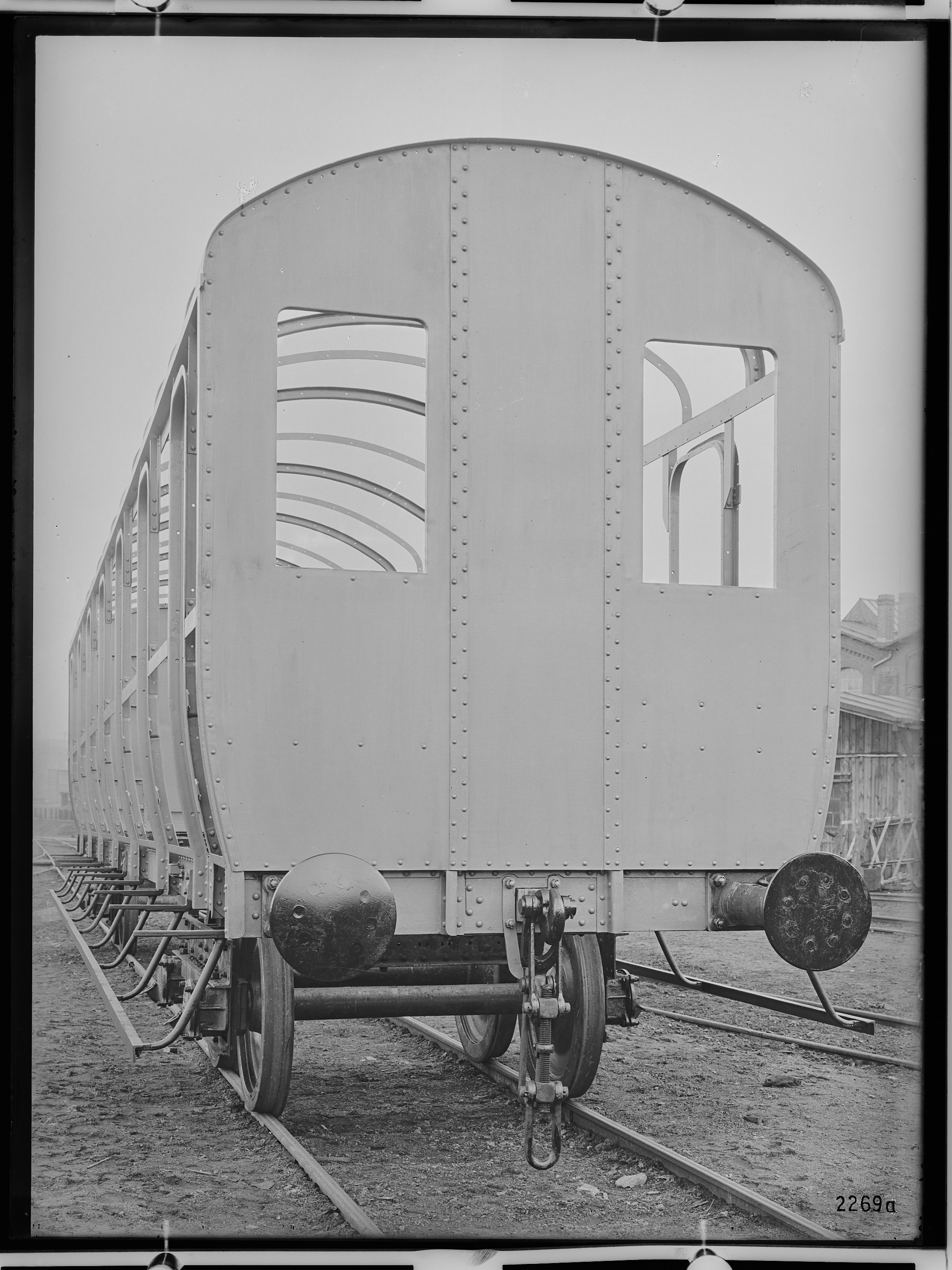 Fotografie: Wechselstrom-Triebwagen (Kastengerippe II, von hinten gesehen), 1924 (Schenkung der Bombardier Transportation, Werk Görlitz | Eigentum/Sammlung der Verkehrsmuseums Dresden gGmbH CC BY-NC-SA)