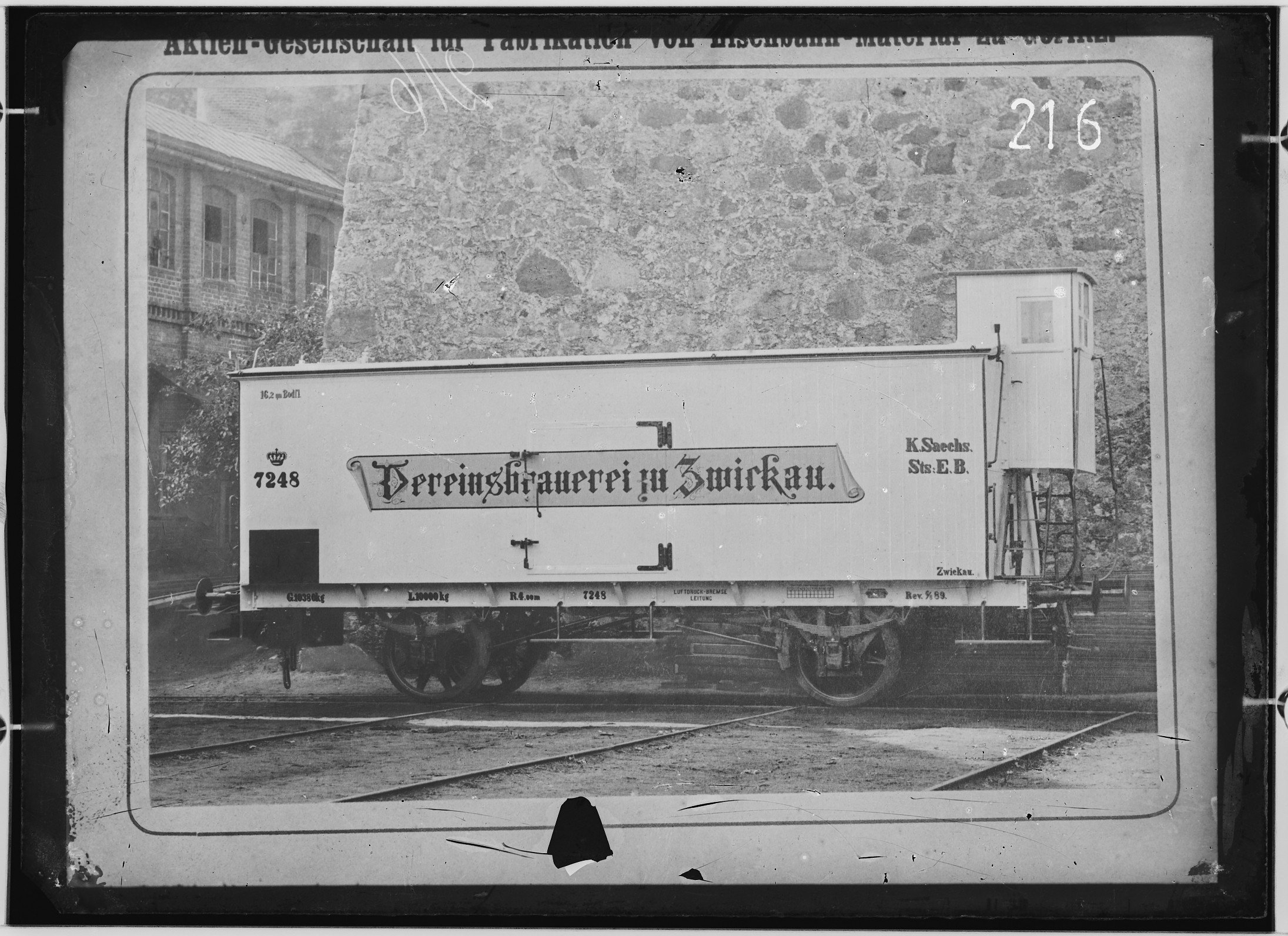 Fotografie: zweiachsiger Biertransportwagen, 1890 (Schenkung der Bombardier Transportation, Werk Görlitz | Eigentum/Sammlung der Verkehrsmuseums Dresden gGmbH CC BY-NC-SA)