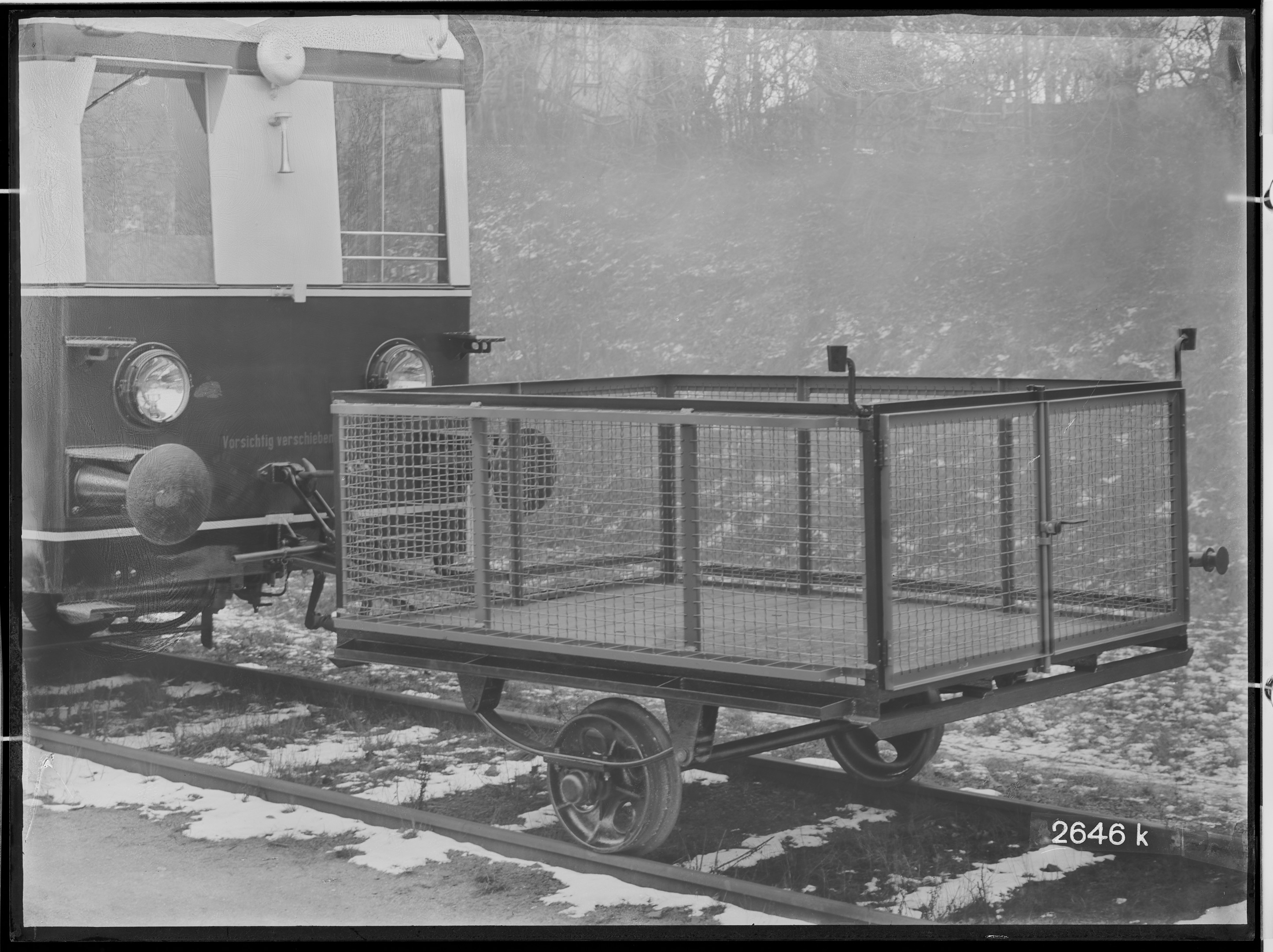 Fotografie: zweiachsiger Kleintriebwagen (Anhängewagen), 1934 (Schenkung der Bombardier Transportation, Werk Görlitz | Eigentum/Sammlung der Verkehrsmuseums Dresden gGmbH CC BY-NC-SA)
