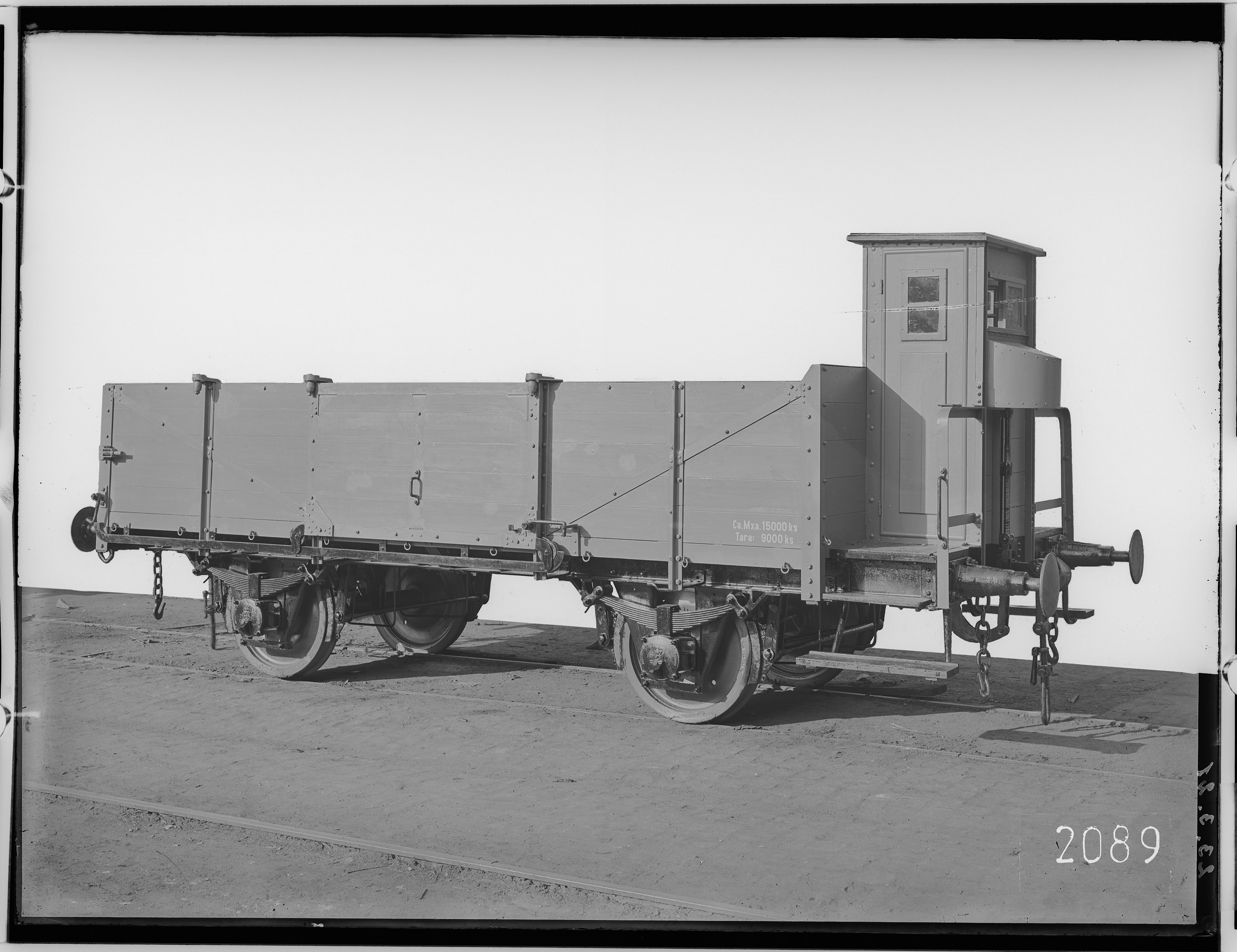 Fotografie: zweiachsiger offener Güterwagen ohne Bremse, 1921 (Schenkung der Bombardier Transportation, Werk Görlitz | Eigentum/Sammlung der Verkehrsmuseums Dresden gGmbH CC BY-NC-SA)
