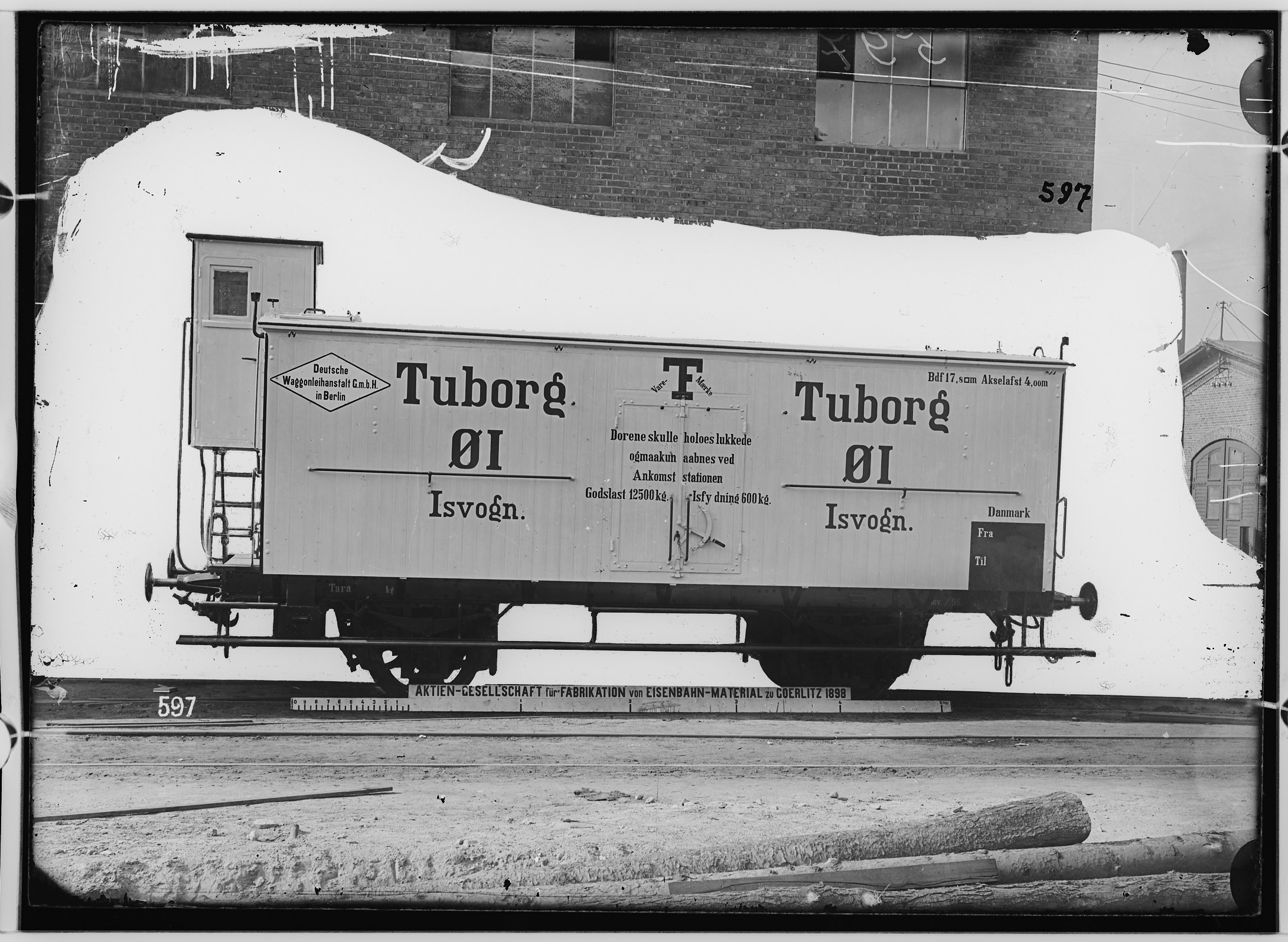 Fotografie: zweiachsiger Spezial-Biertransportwagen, 1898 (Schenkung der Bombardier Transportation, Werk Görlitz | Eigentum/Sammlung der Verkehrsmuseums Dresden gGmbH CC BY-NC-SA)
