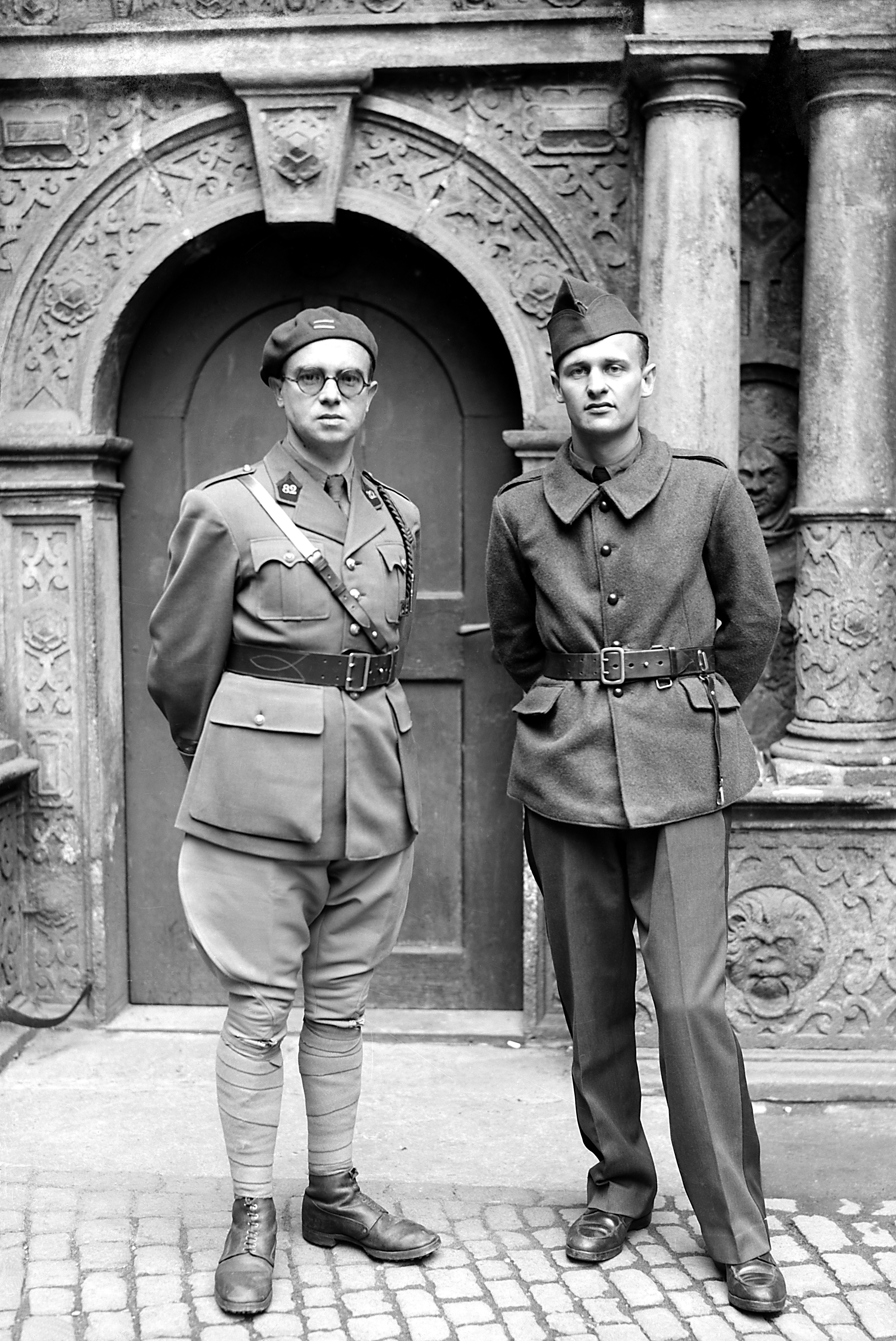 Zwei französische oder belgische Kriegsgefangene in Uniform (SBG gGmbH CC BY-NC-SA)