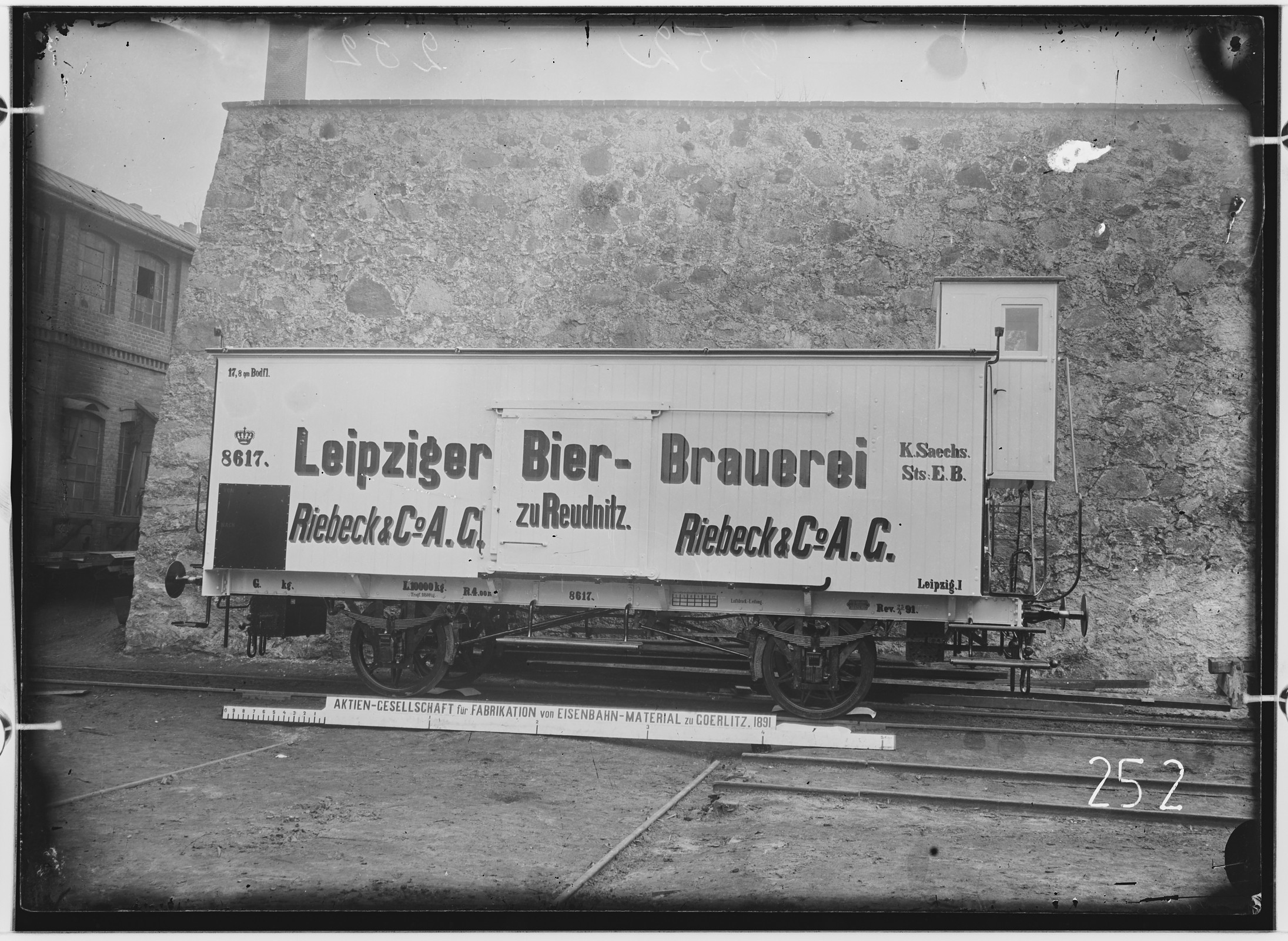 zweiachsiger Biertransportwagen, 1891 (Schenkung der Bombardier Transportation, Werk Görlitz | Eigentum/Sammlung der Verkehrsmuseums Dresden gGmbH CC BY-NC-SA)