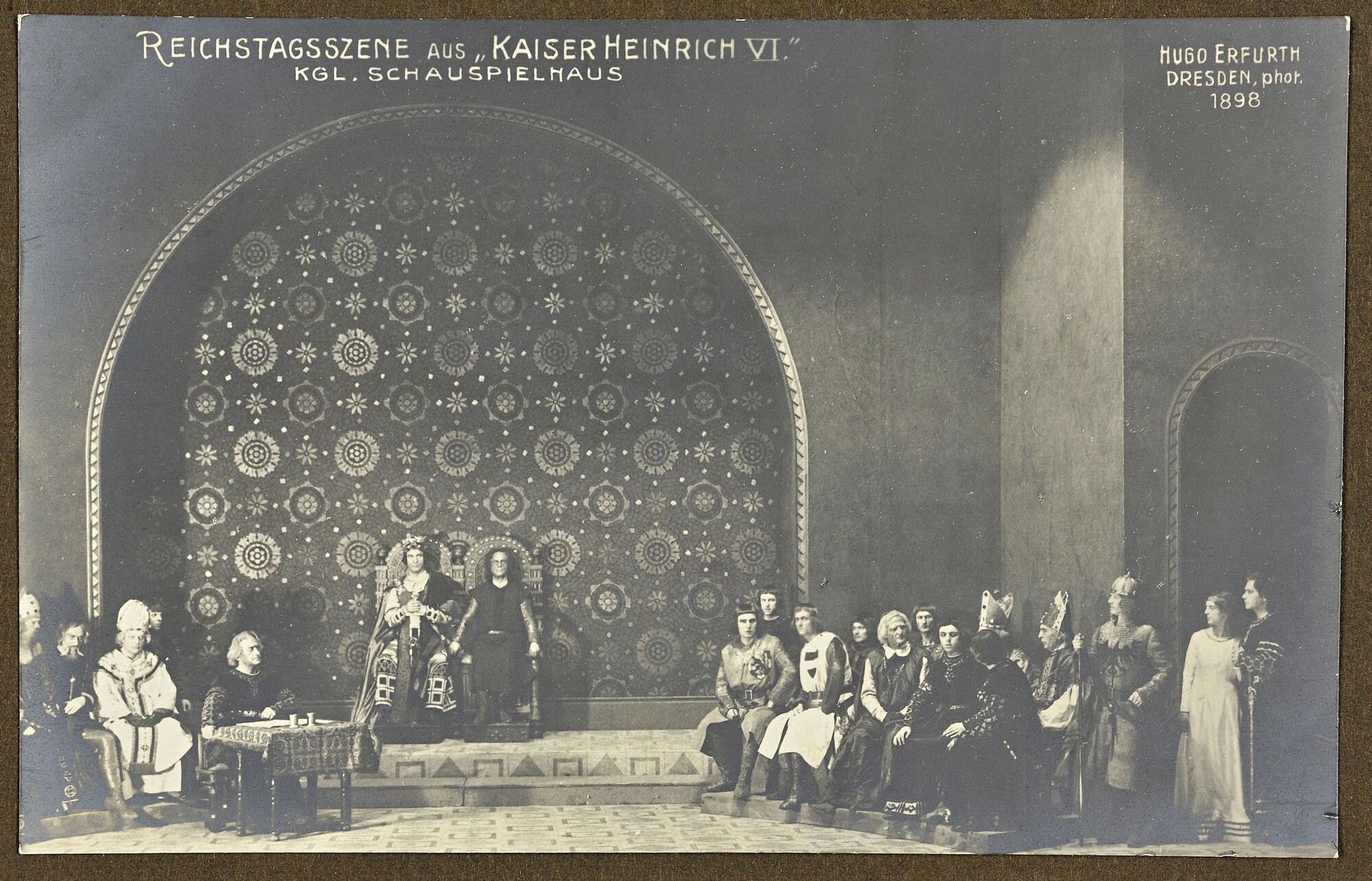 Tafel 1793, Bild 2, Reichstagsszene aus "Kaiser Heinrich IV." / Szenenbilder (Stadtmuseum Dresden CC BY-NC-ND)