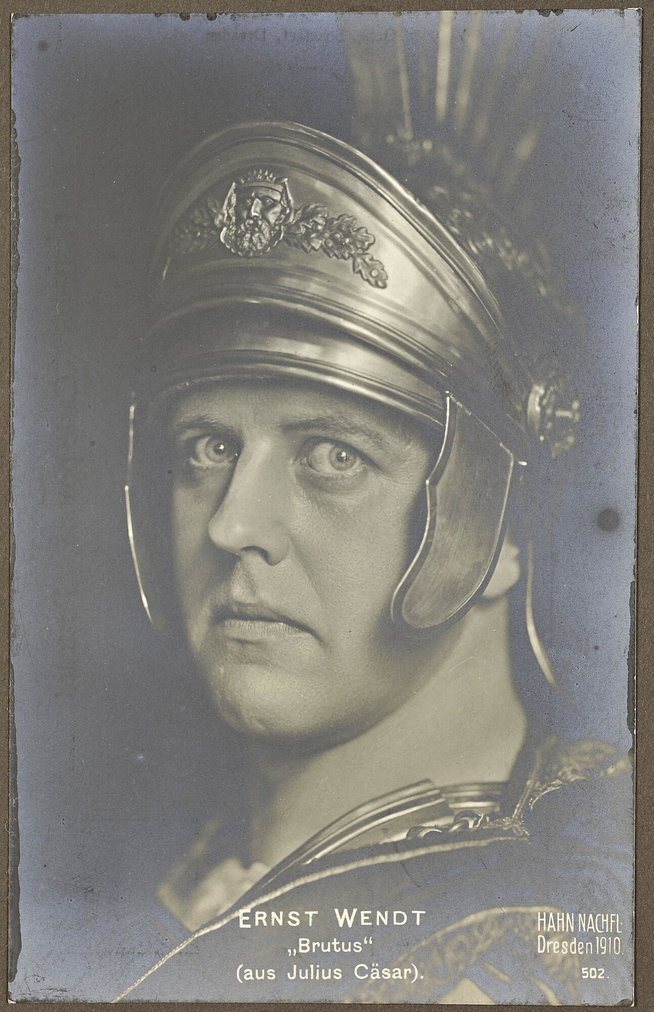 Tafel 2000, Bild 3, Ernst Wendt [als] Brutus aus "Julius Cäsar" (Stadtmuseum Dresden CC BY-NC-ND)