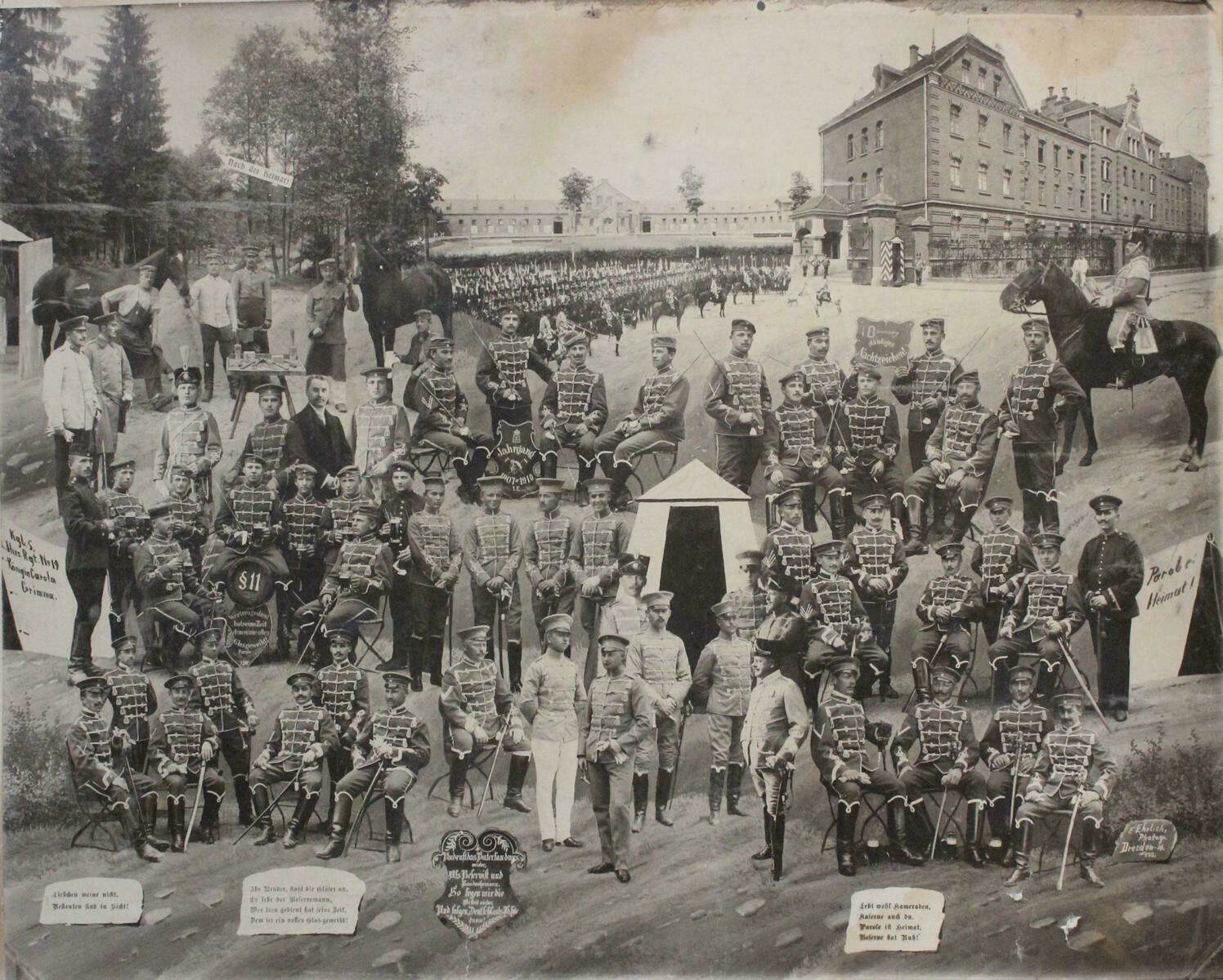 Abschiedsfoto des Jahrganges 1907/1910 des Husaren-Regiments Nr. 19 (Kreismuseum Grimma RR-F)