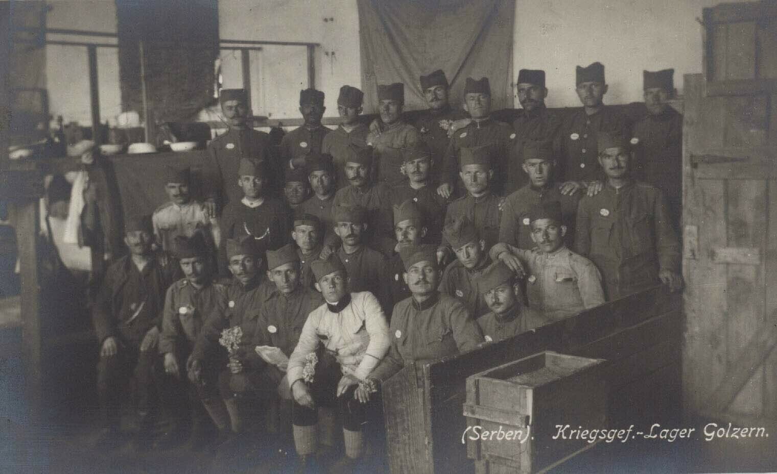Serbische Gefangene im Kriegsgefangenenlager Golzern (Kreismuseum Grimma RR-F)