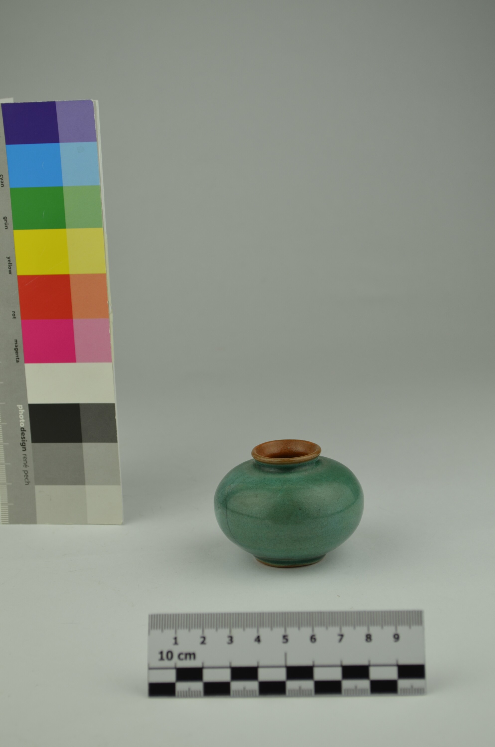 zwei kleine Vasen (Kulturhistorisches Museum Görlitz CC BY-NC-SA)