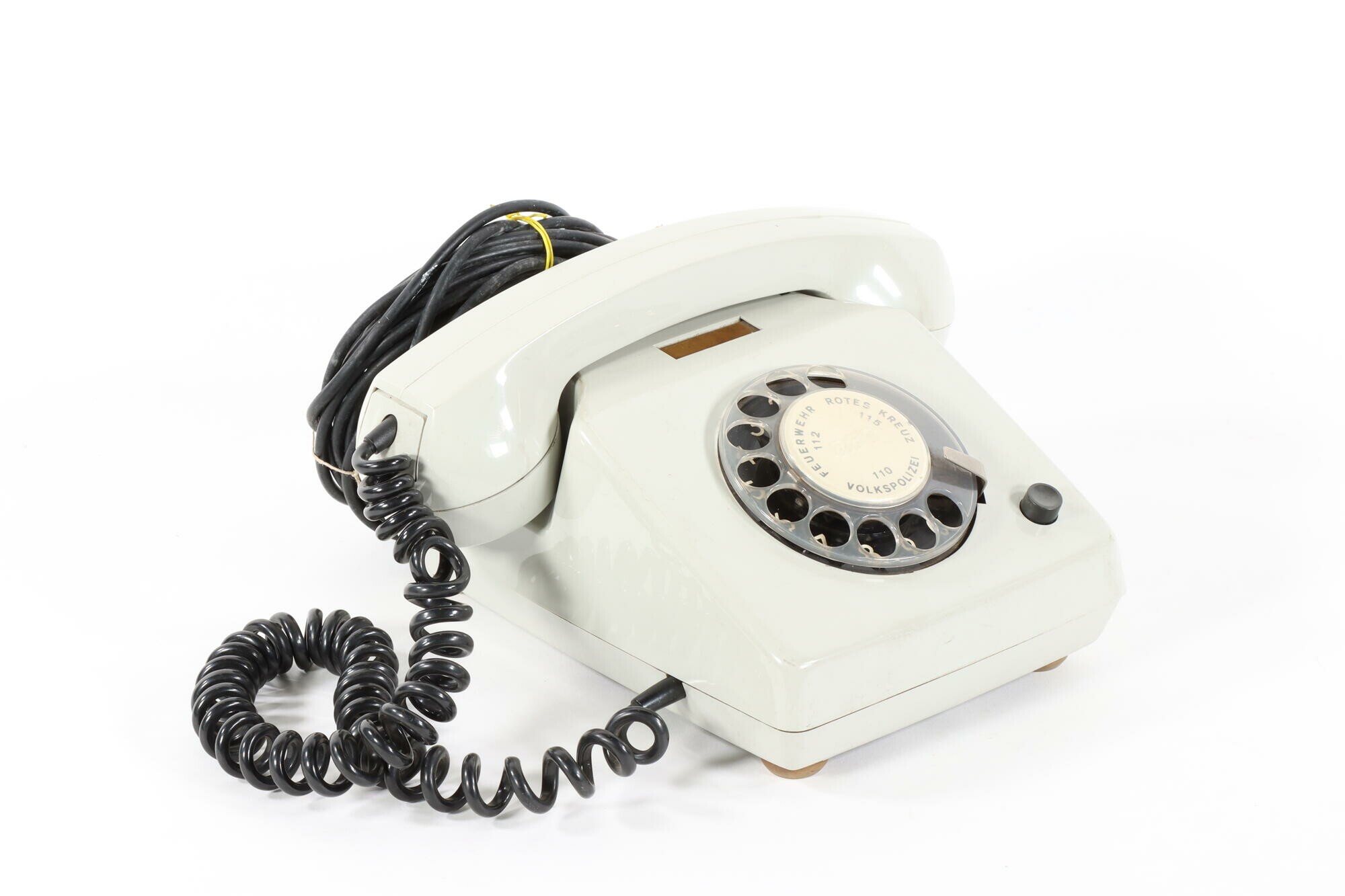 Telefon Alpha, Vorderseite (Industriemuseum Chemnitz; Fotografin: Marion Kaiser CC BY-NC-SA)
