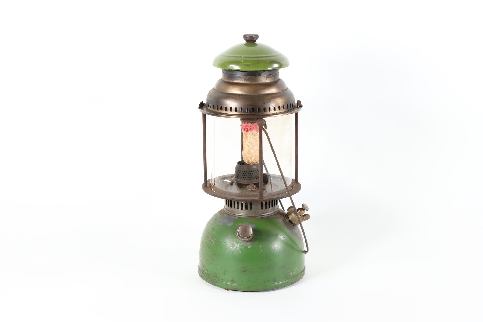 Petroleumlampe, Front (Industriemuseum Chemnitz; Fotografin: Marion Kaiser CC BY-NC-SA)