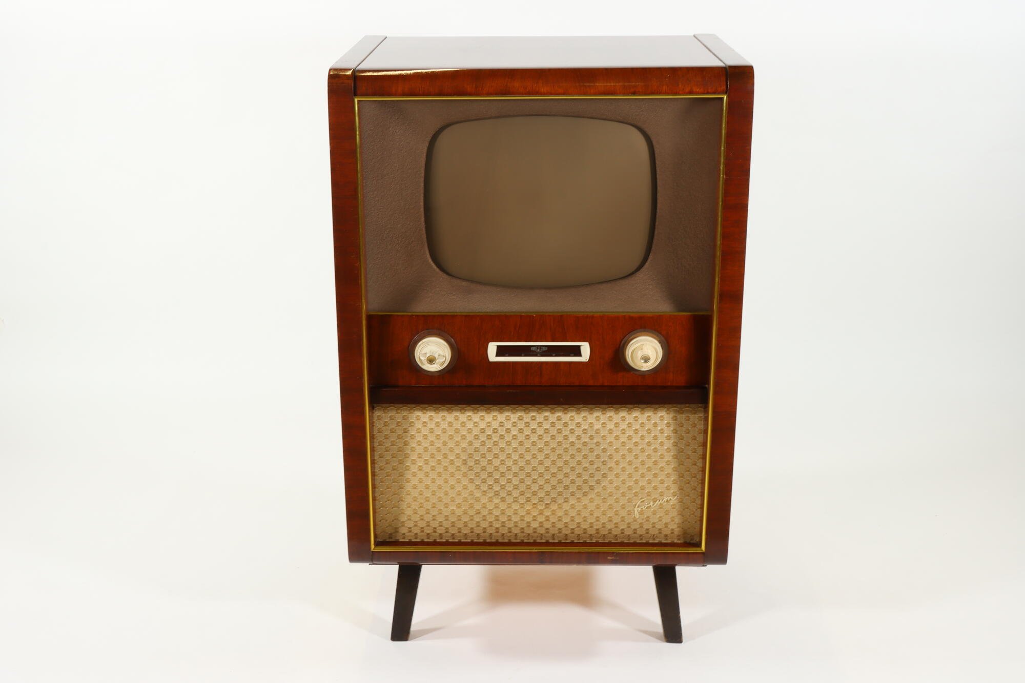 Fernseher, Front (Industriemuseum Chemnitz; Fotografin: Marion Kaiser CC BY-NC-SA)