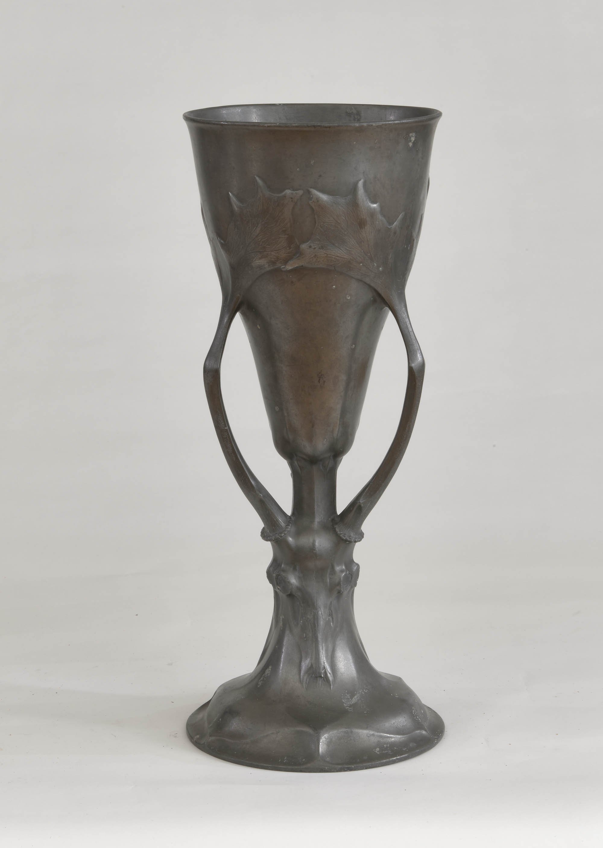 Pokal mit Hirschschädeln (Kreismuseum Grimma RR-F)