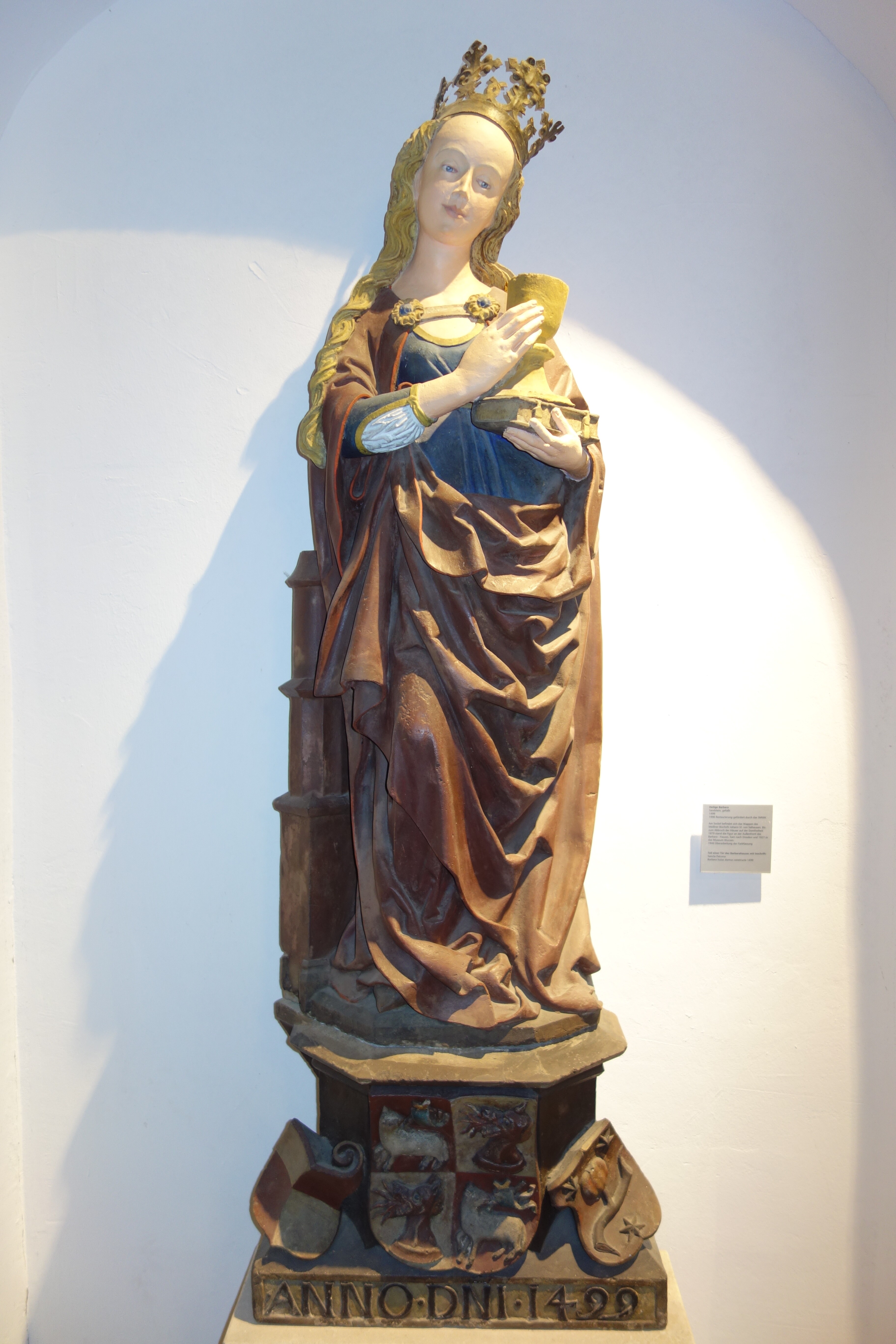 Skulptur Heilige Barbara (Kulturhistorisches Museum Wurzen / Ringelnatz-Sammlung CC BY-NC-SA)