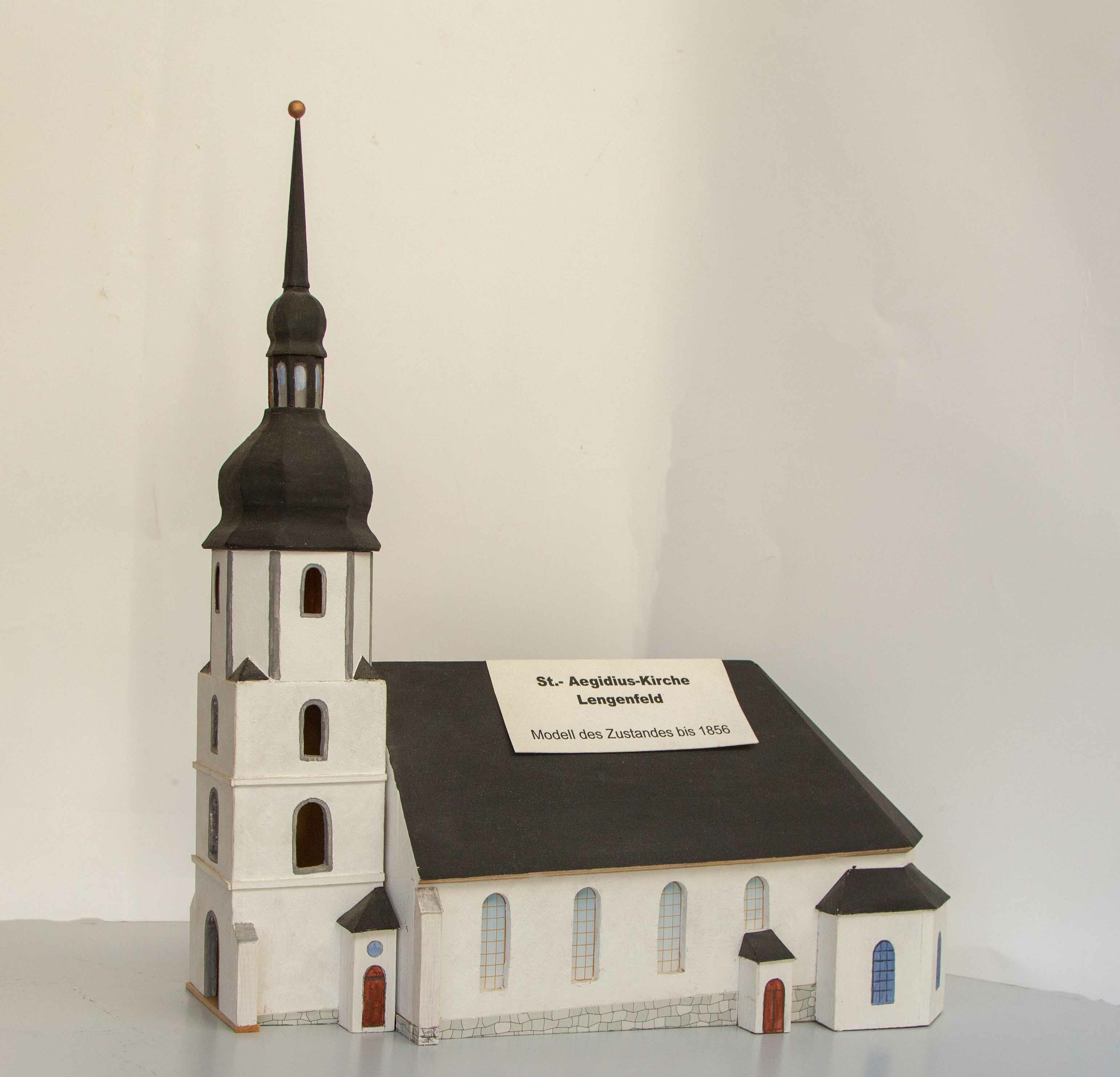 Modell der alten St. Aegidiuskirche Lengenfeld (Stadtmuseum Lengenfeld CC BY-NC-SA)