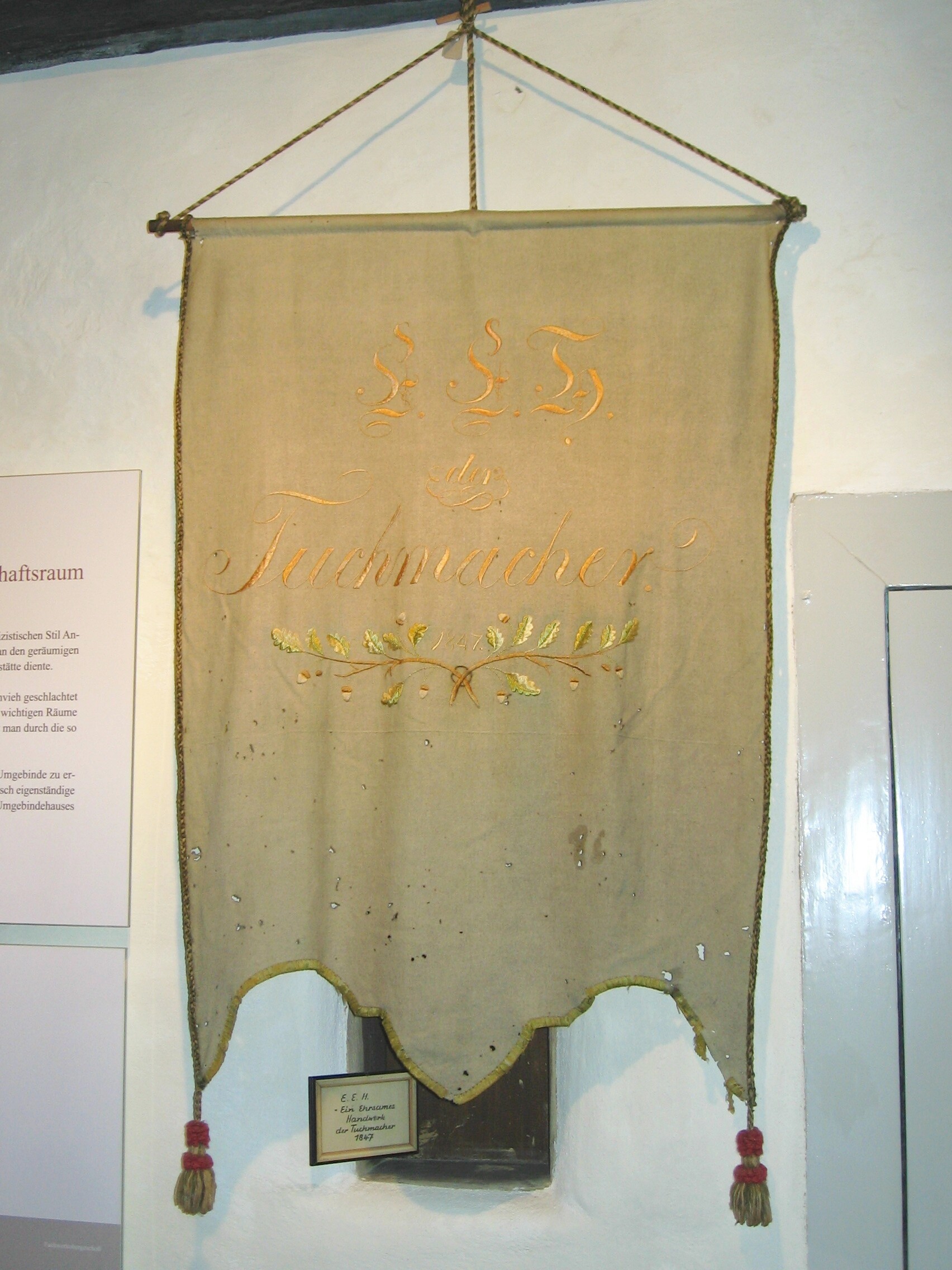 Fahne der Tuchmacherinnung (Stadtmuseum Lengenfeld CC BY-NC-SA)