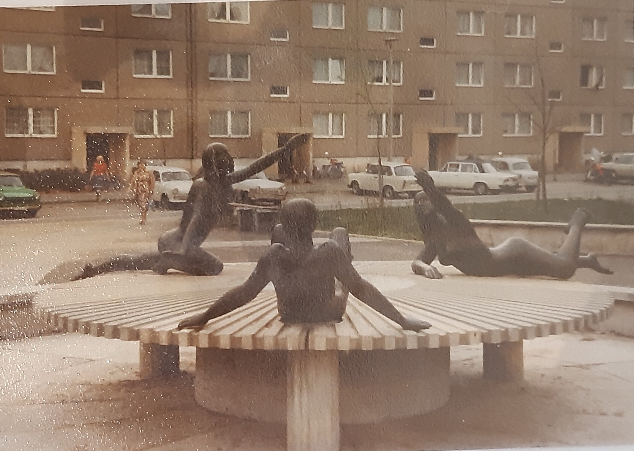 „Mädchen/Badende/Nixen”, um 1981 (Stadt- und Bergbaumuseum Freiberg CC BY-NC-SA)