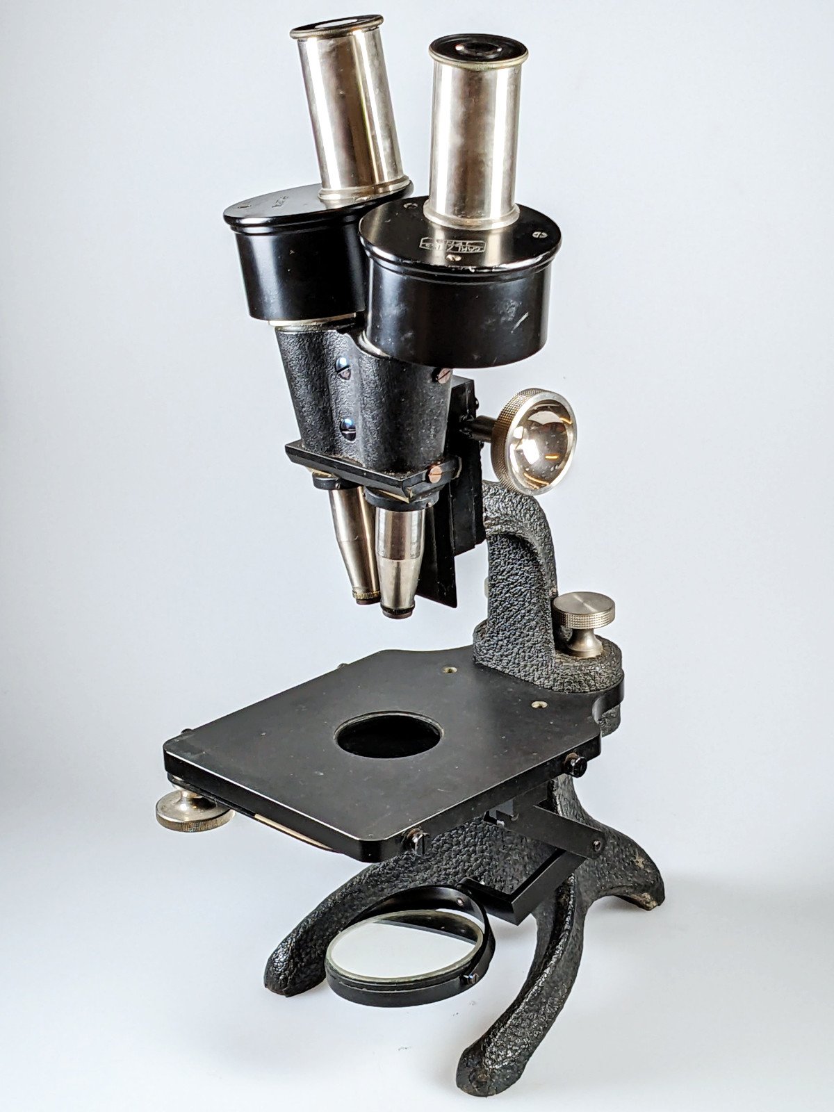 Stereomikroskop (Gerda und Klaus Tschira Stiftung CC BY-NC-ND)