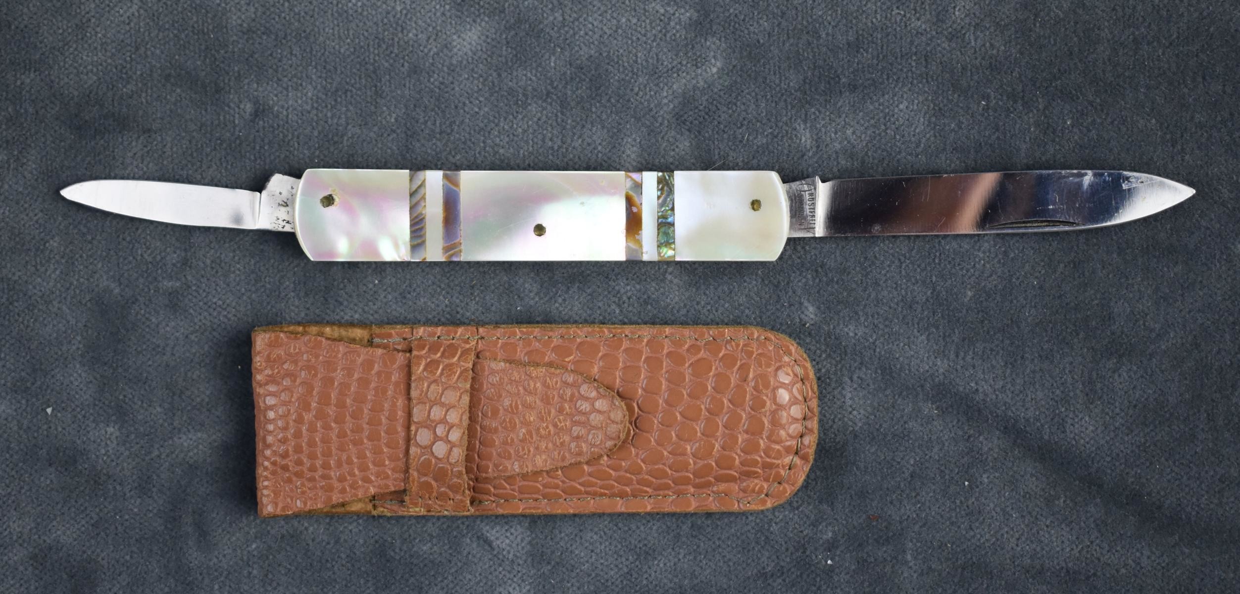 Taschenmesser mit Perlmutter (Perlmutter- und Heimatmuseum Adorf CC BY-NC-SA)