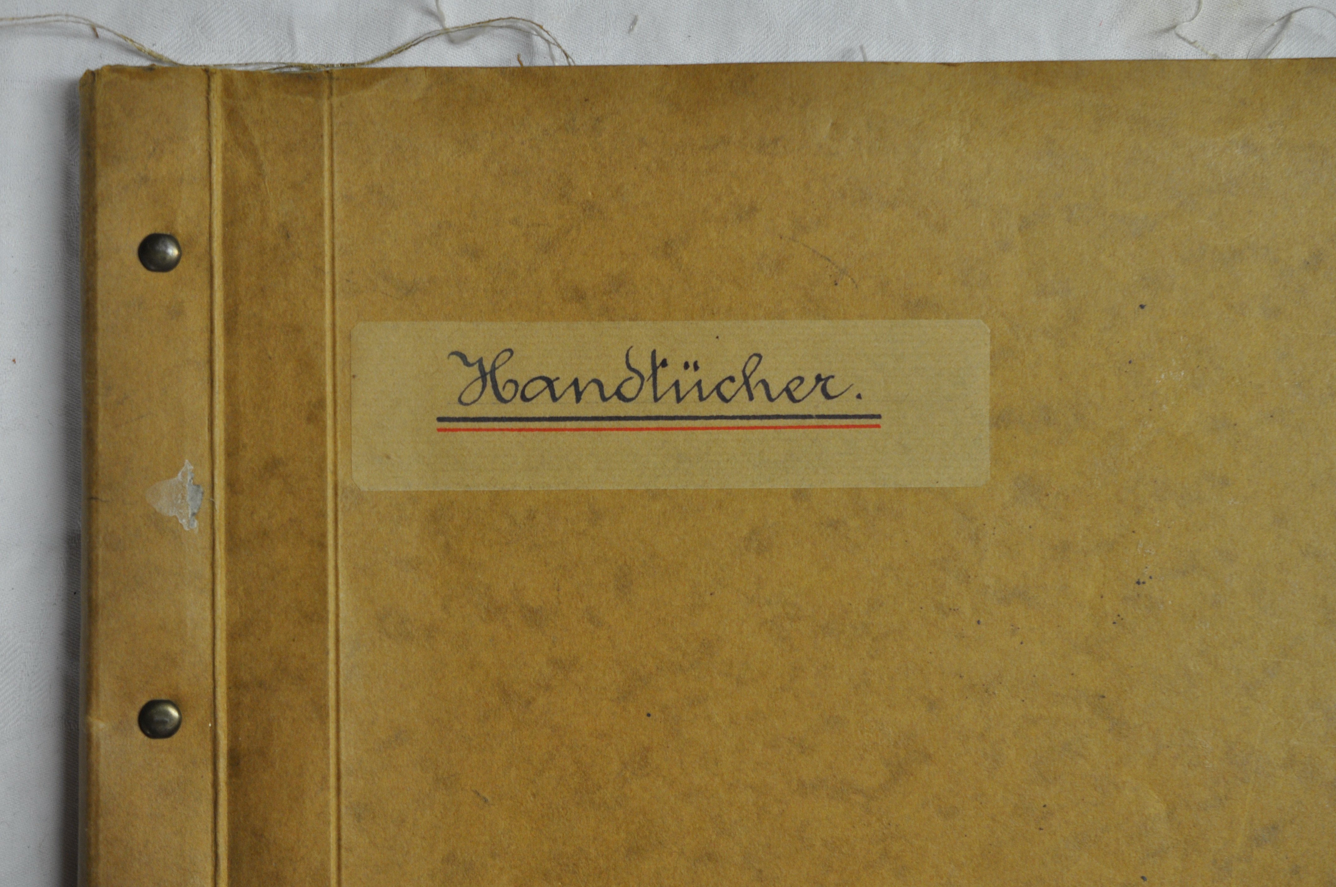 Musterbuch "Handtücher" (Deutsches Damast- und Frottiermuseum CC BY-NC-SA)