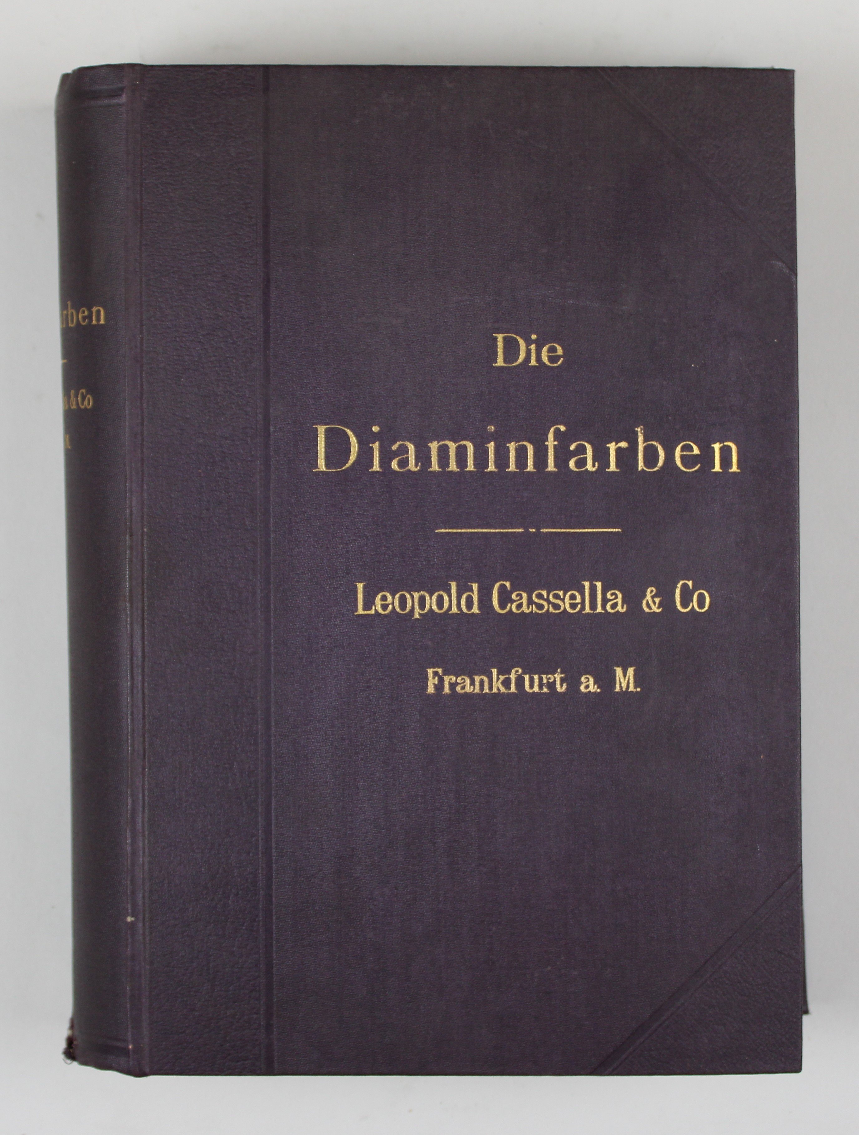 Buch die Diaminfarben (Deutsches Damast- und Frottiermuseum CC BY-NC-SA)