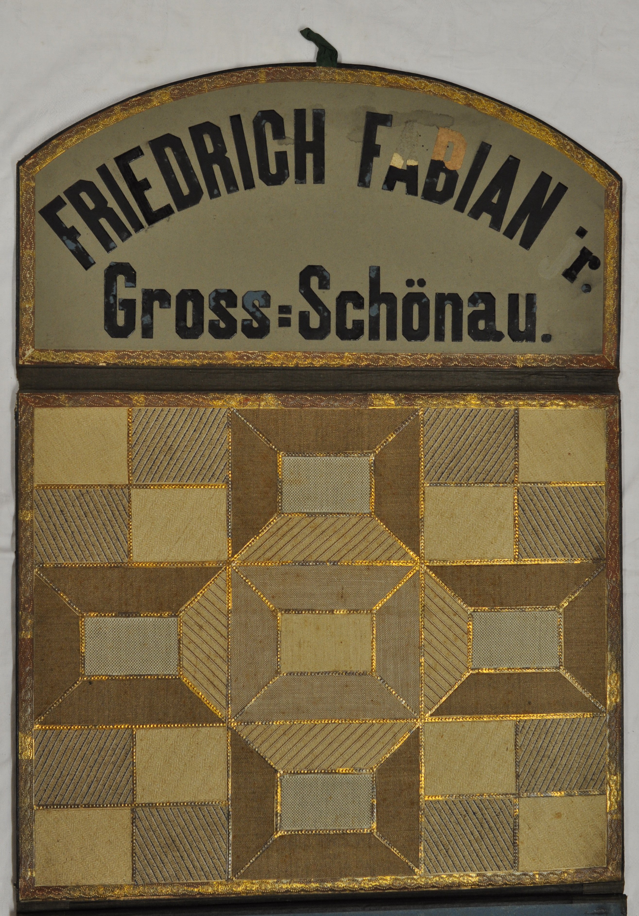 Musterbuch "Friedrich Fabian jr. Gross-Schönau" (Deutsches Damast- und Frottiermuseum CC BY-NC-SA)