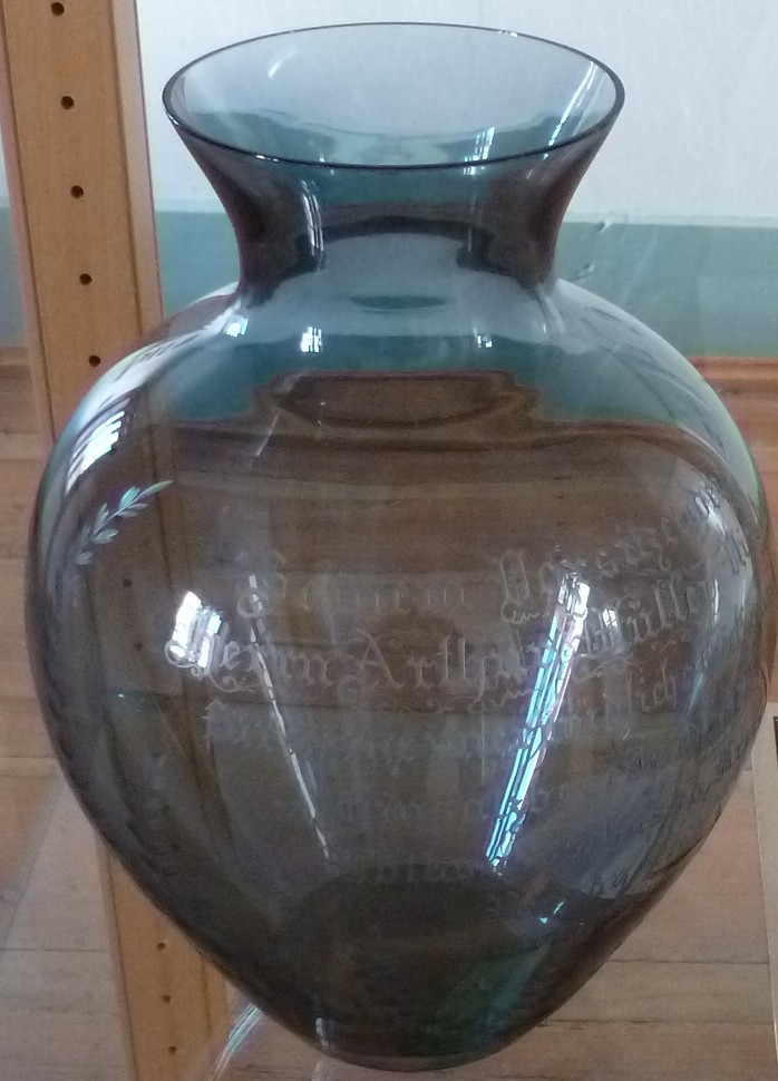 Mundgeblasene Vase (Museum Niesky Johann-Raschke-Haus CC BY-NC-ND)
