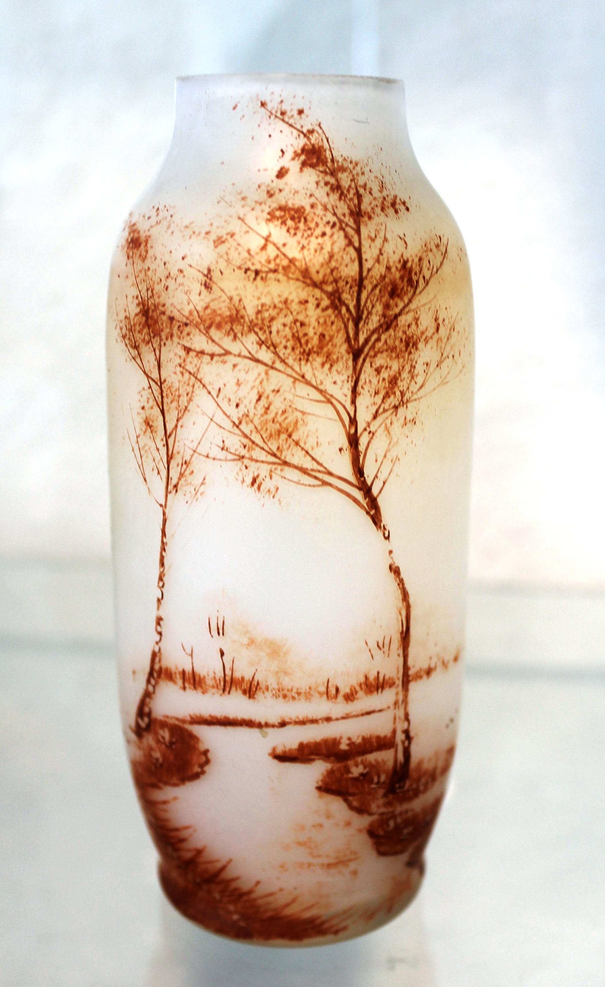 Vase Landschaft, Bäume (Glasmuseum Weißwasser CC BY-NC-SA)