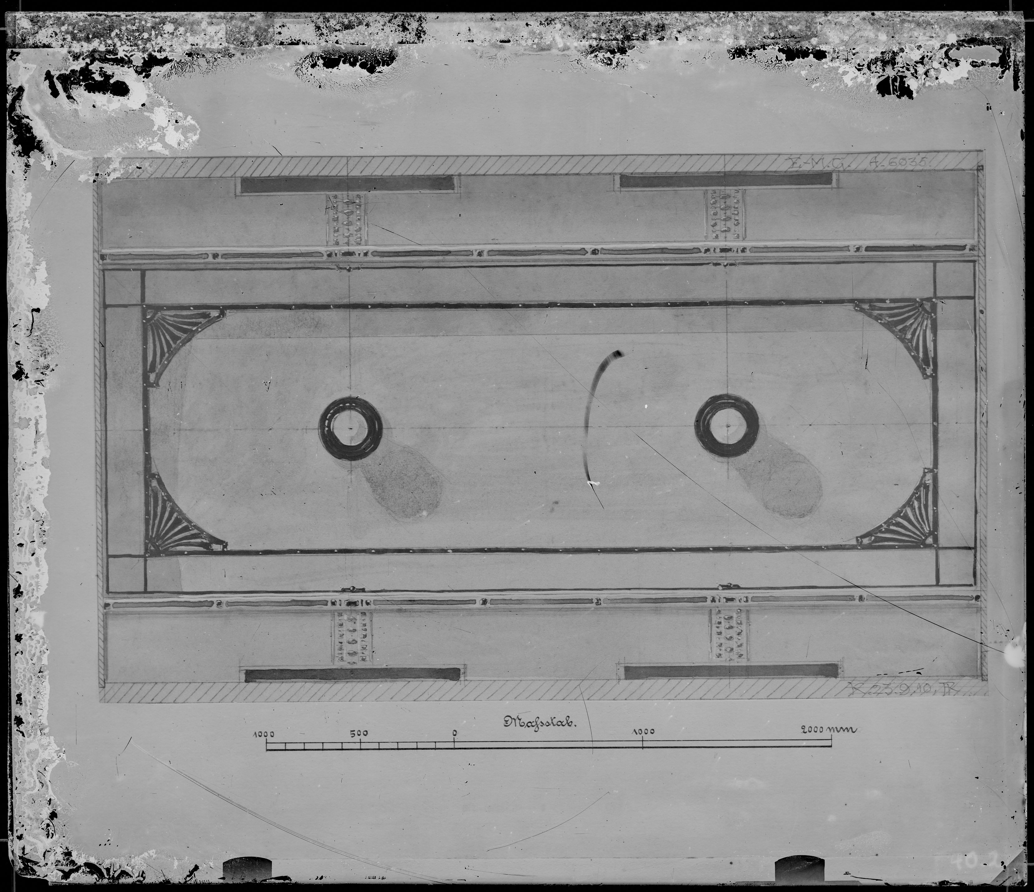 Fotografie: Entwurfszeichnung eines zweiachsigen Salonwagens für Marokkanische Eisenbahn F.L.A. (Innenansicht), Decke, 1910. (Schenkung der Bombardier Transportation, Werk Görlitz | Eigentum/Sammlung der Verkehrsmuseums Dresden gGmbH CC BY-NC-SA)