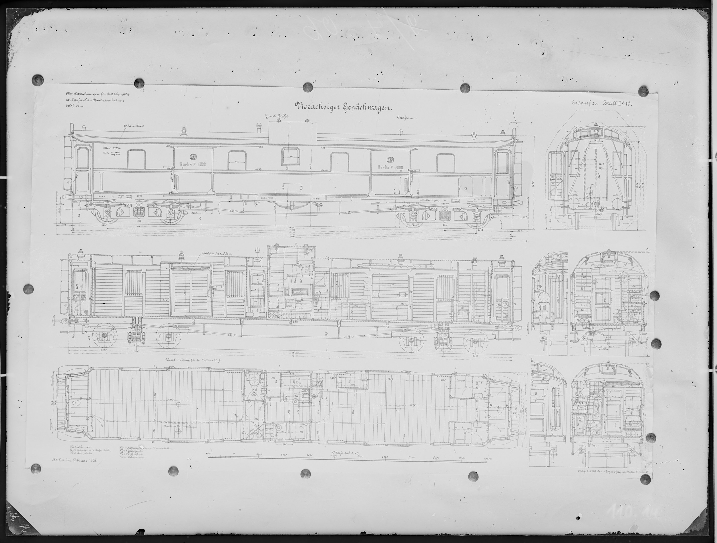 Fotografie: Musterzeichnung (Entwurf) der Preußischen Staatseisenbahnen für einen vierachsigen Gepäckwagen, Maßstab 1:40, 1906. (Verkehrsmuseum Dresden CC BY-NC-SA)