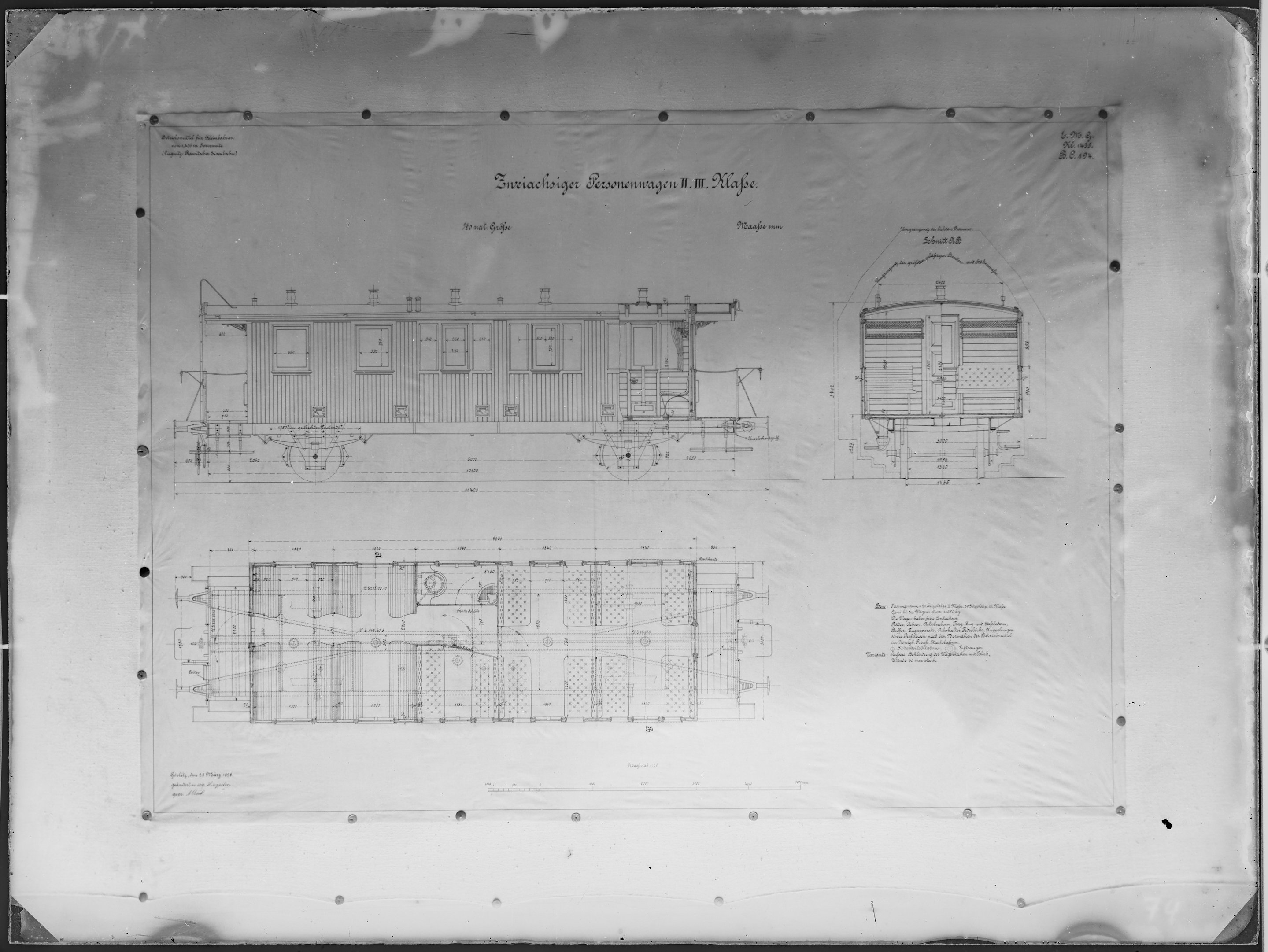 Fotografie: Maßzeichnung eines zweiachsigen Personenwagens zweiter/dritter Klasse für Kleinbahn, Maßstab 1:20 (Spurweite: 1435 mm), 1898. Liegnitz-Raw (Verkehrsmuseum Dresden CC BY-NC-SA)