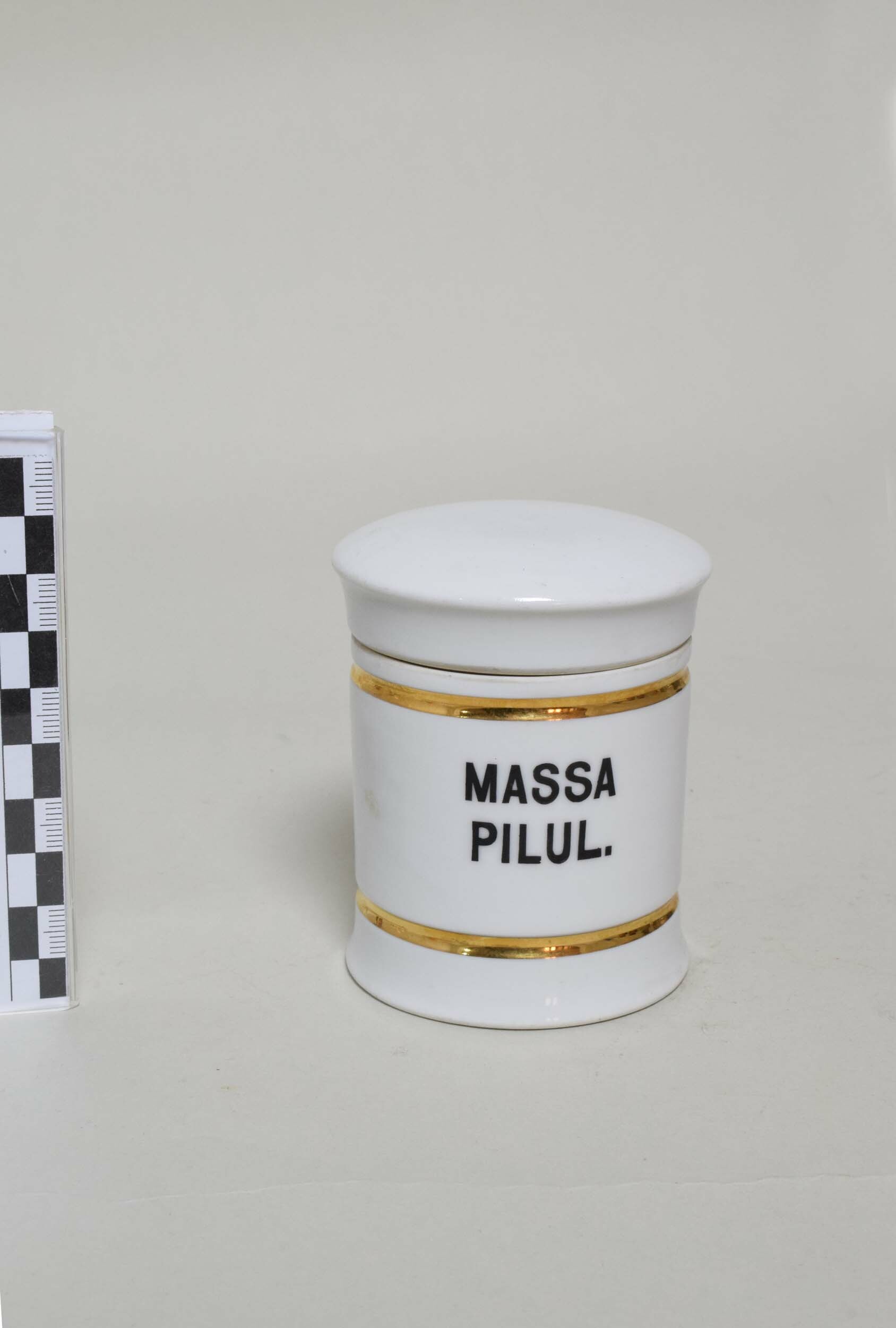 Arzneimitteldose „Massa Pilul“ (Heimatmuseum Dohna CC BY-NC-SA)