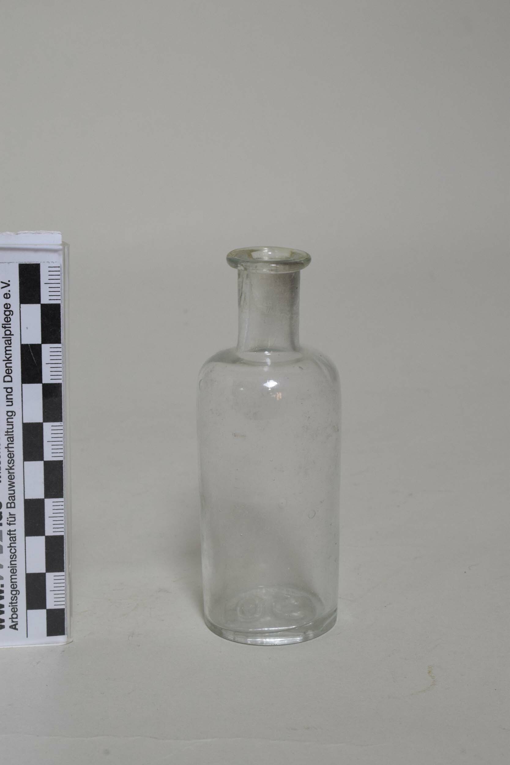 Flasche 50 ml (ohne Verschluss) (Heimatmuseum Dohna CC BY-NC-SA)