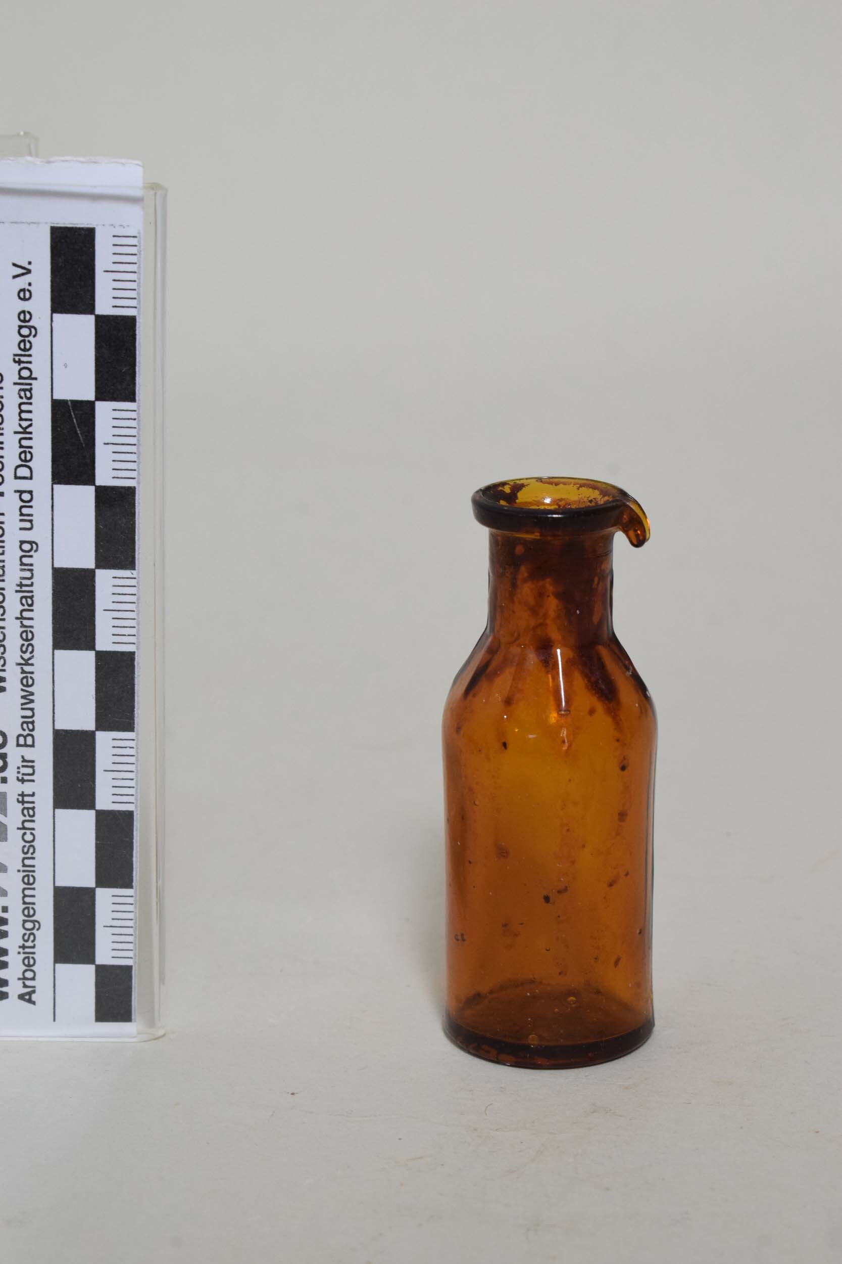 Tropfenfläschchen "SINALKAIN", 15 ml (Heimatmuseum Dohna CC BY-NC-SA)