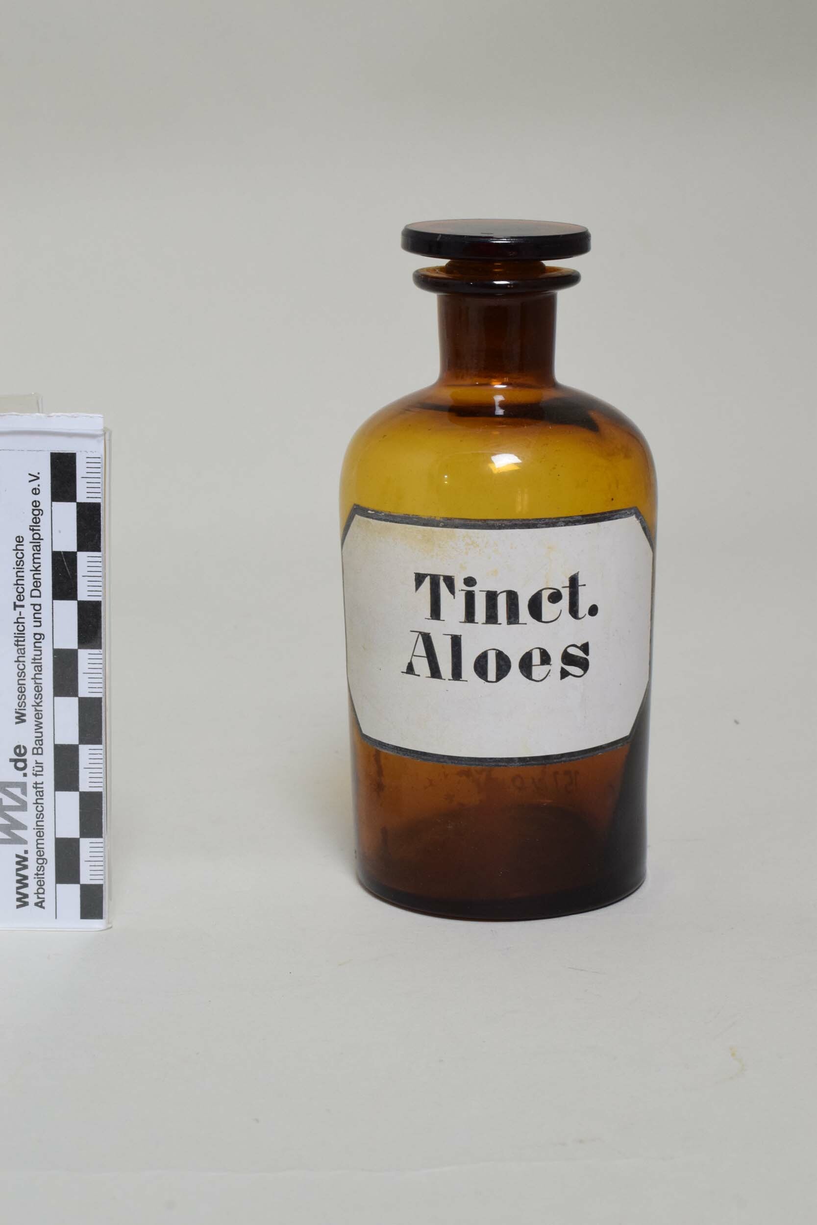 Apothekenflasche "Tict. Aloes" (Heimatmuseum Dohna CC BY-NC-SA)