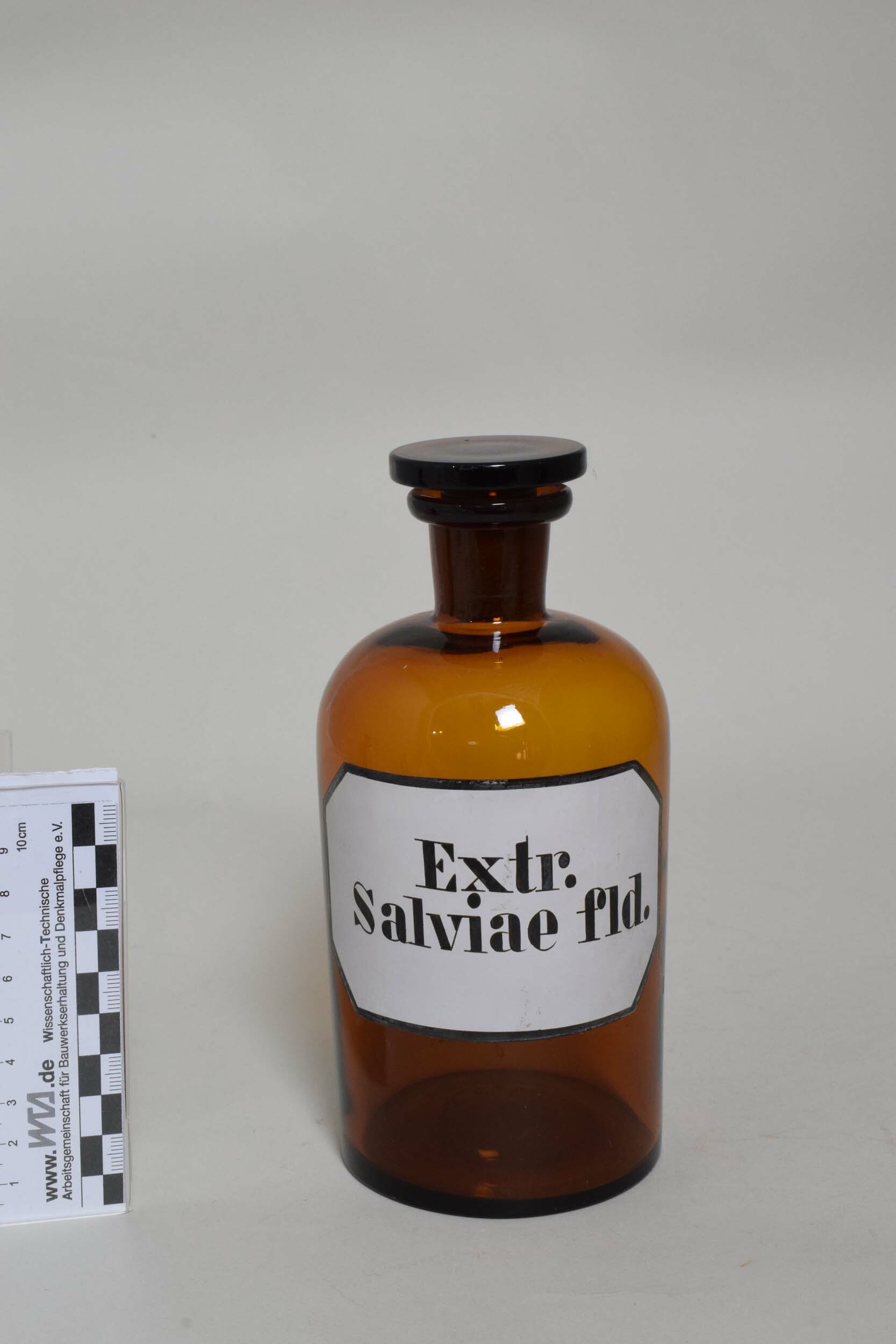 Apothekenflasche "Extr. Salviae fld." (Heimatmuseum Dohna CC BY-NC-SA)