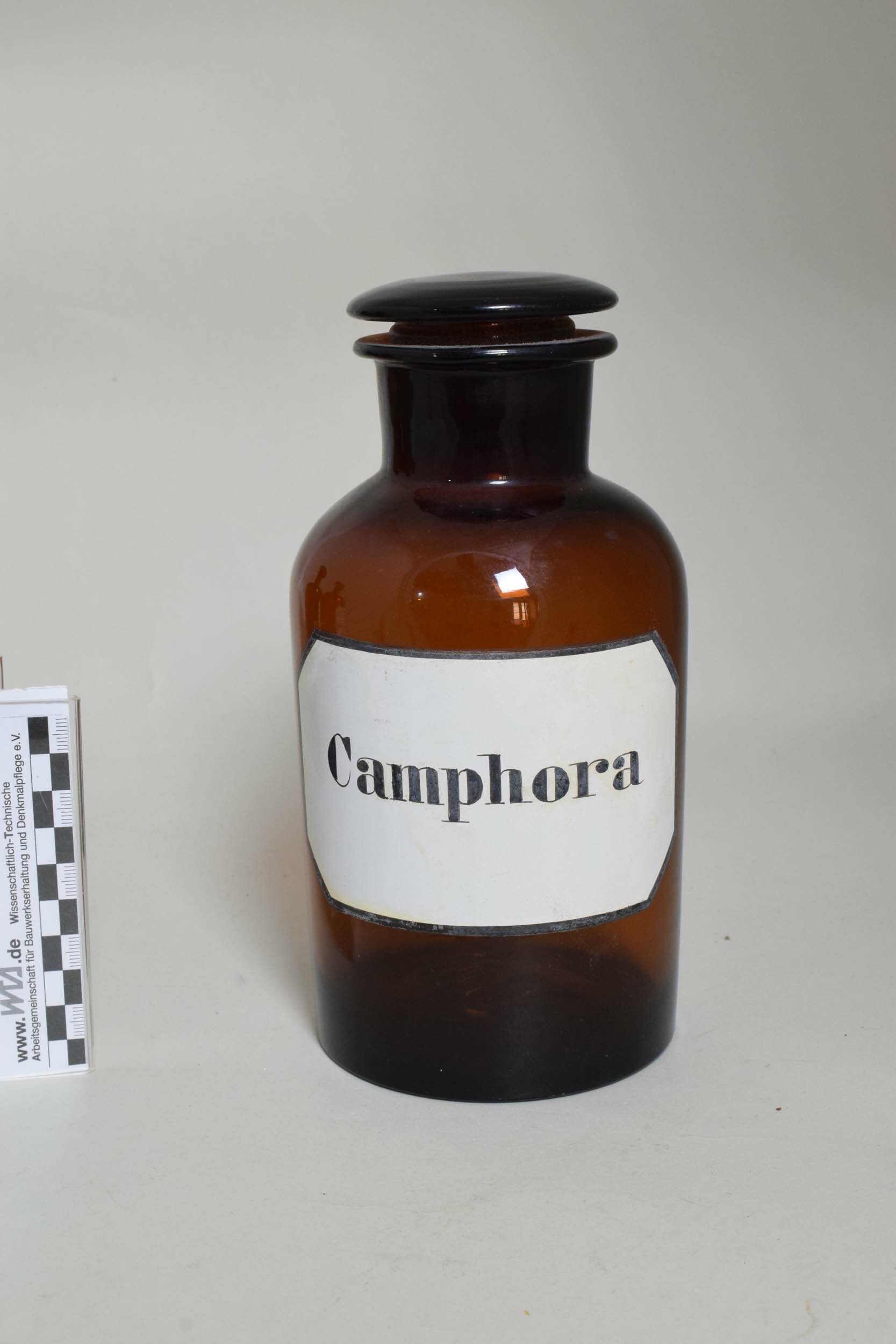 Apothekenflasche "Camphora" (Heimatmuseum Dohna CC BY-NC-SA)